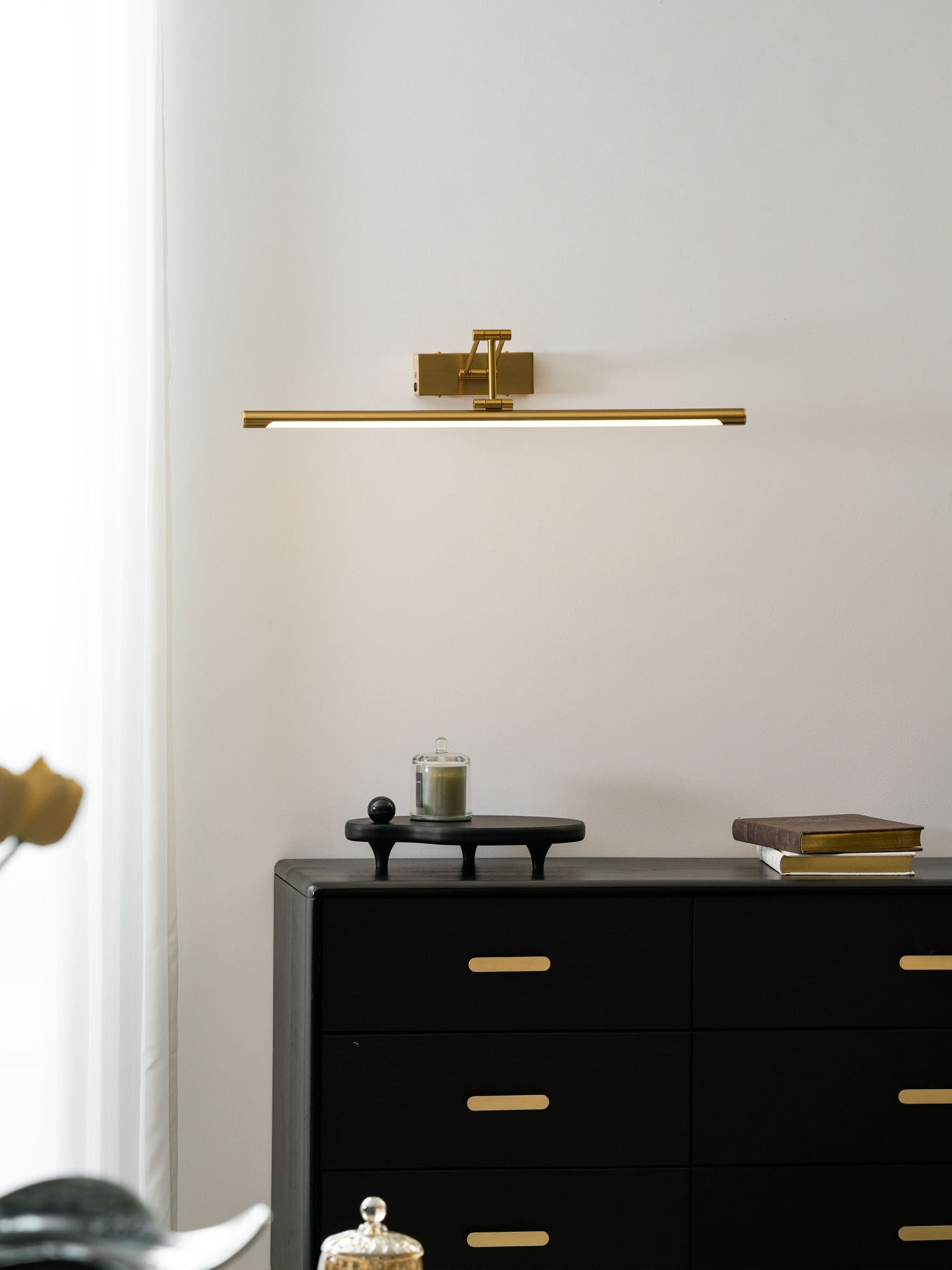 Avcor Linear Wall Light