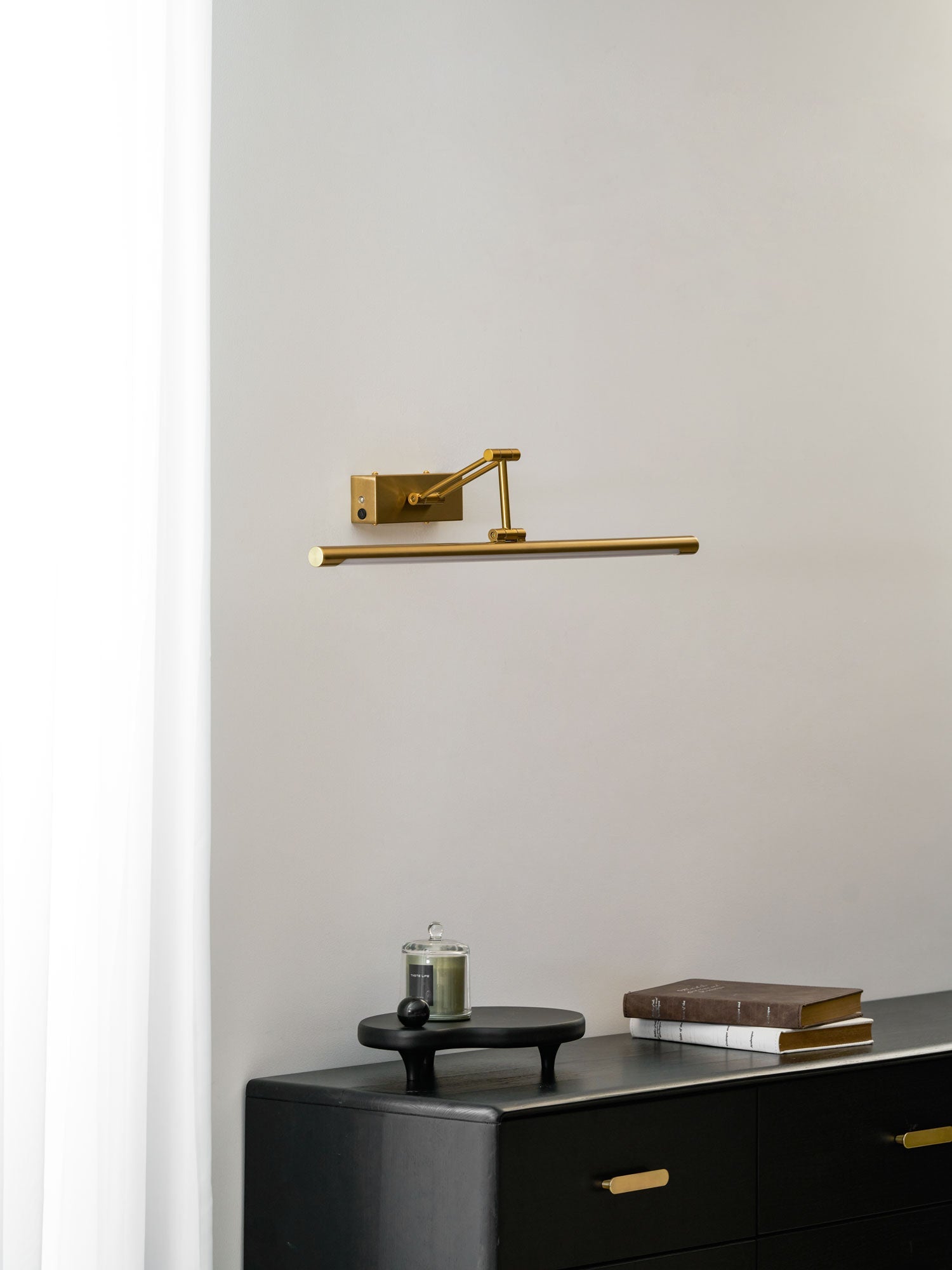 Avcor Linear Wall Light