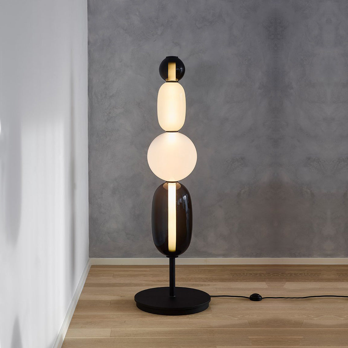 Daray Table Lamp