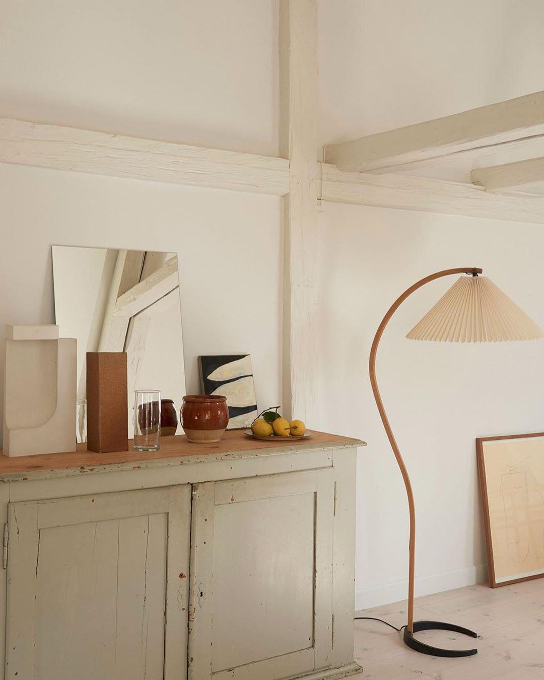 Avey Floor Lamp