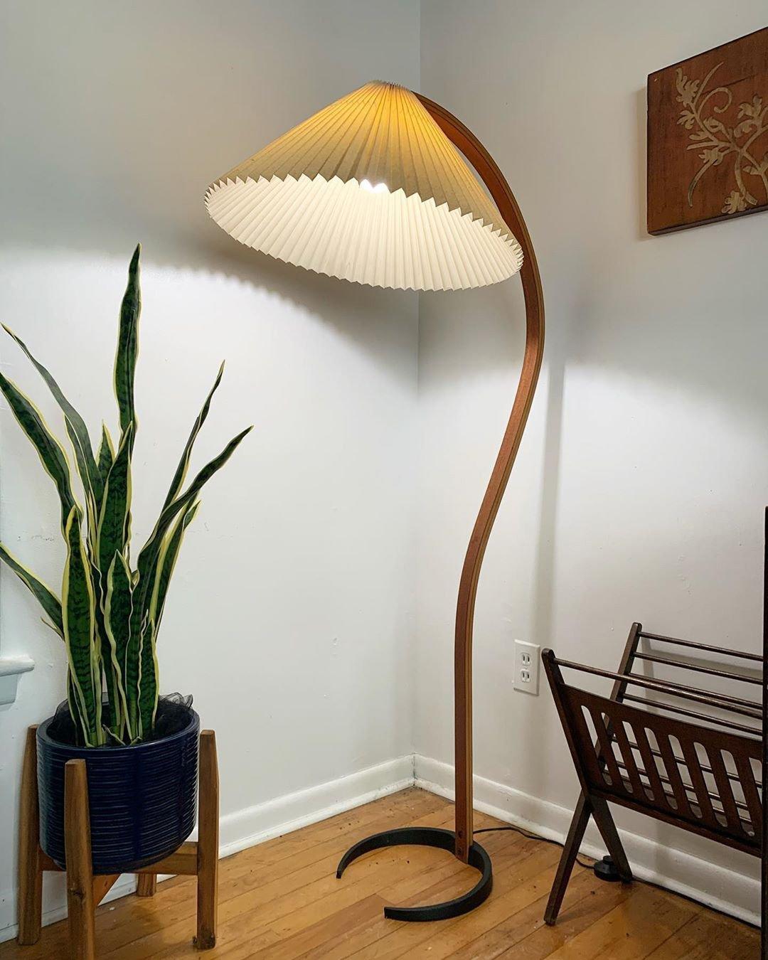 Avey Floor Lamp