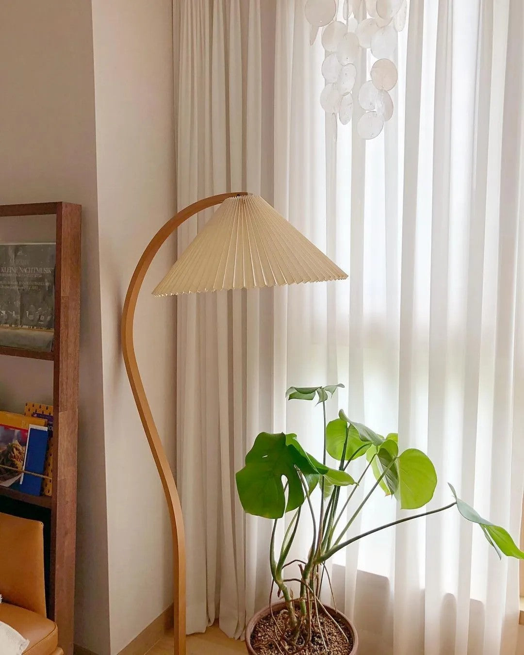 Avey Floor Lamp