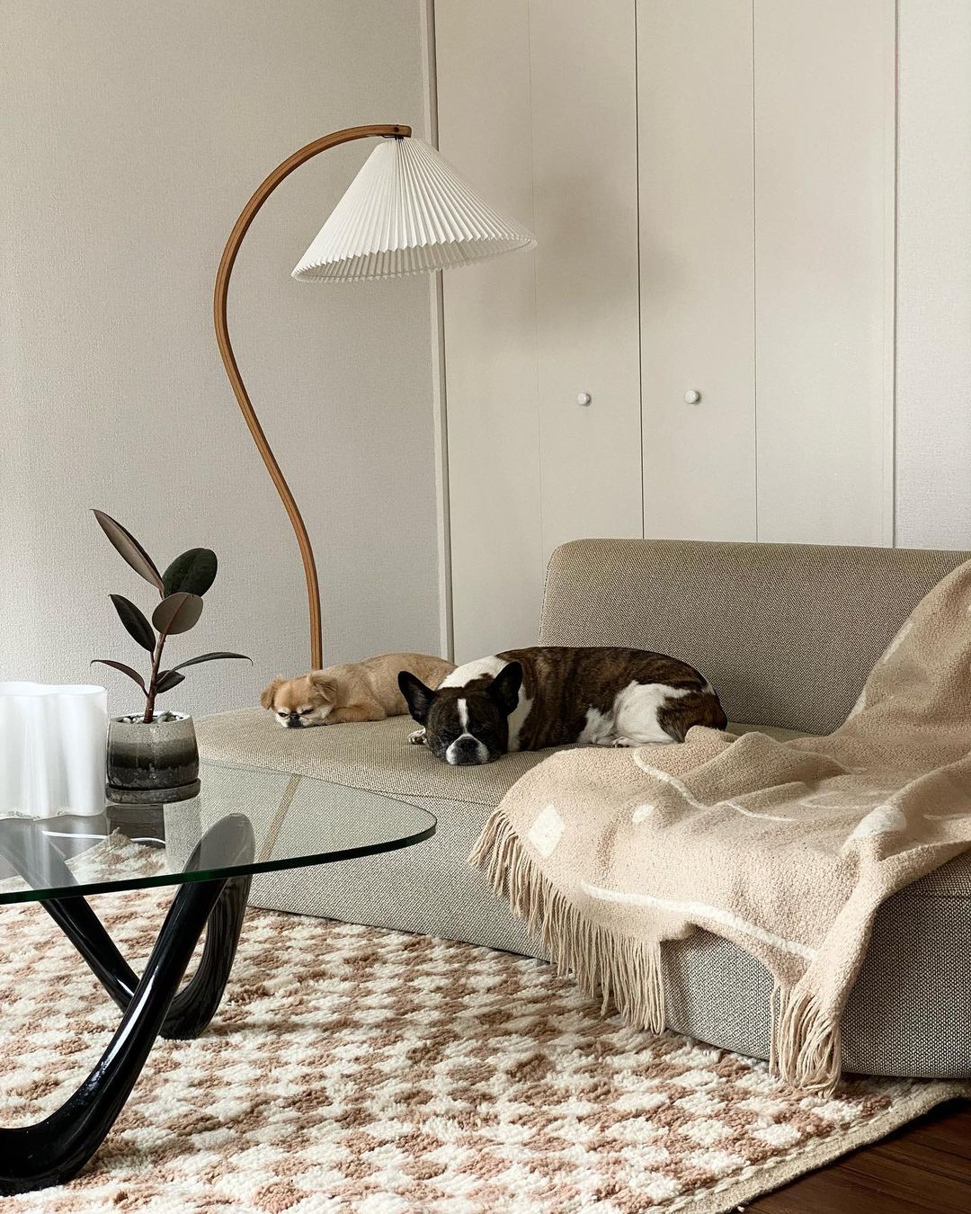 Avey Floor Lamp
