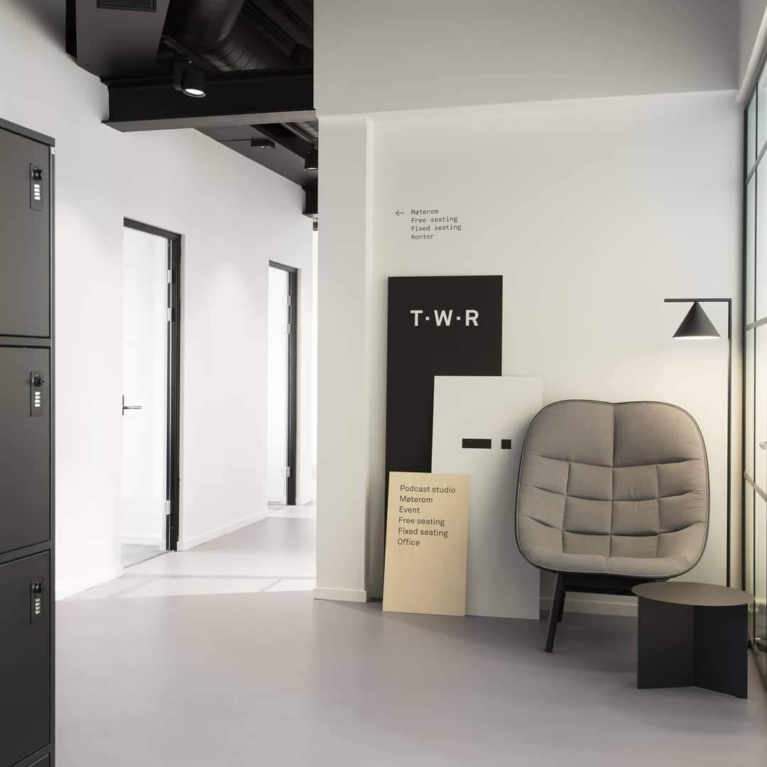 Maveno Cone Floor Lamp