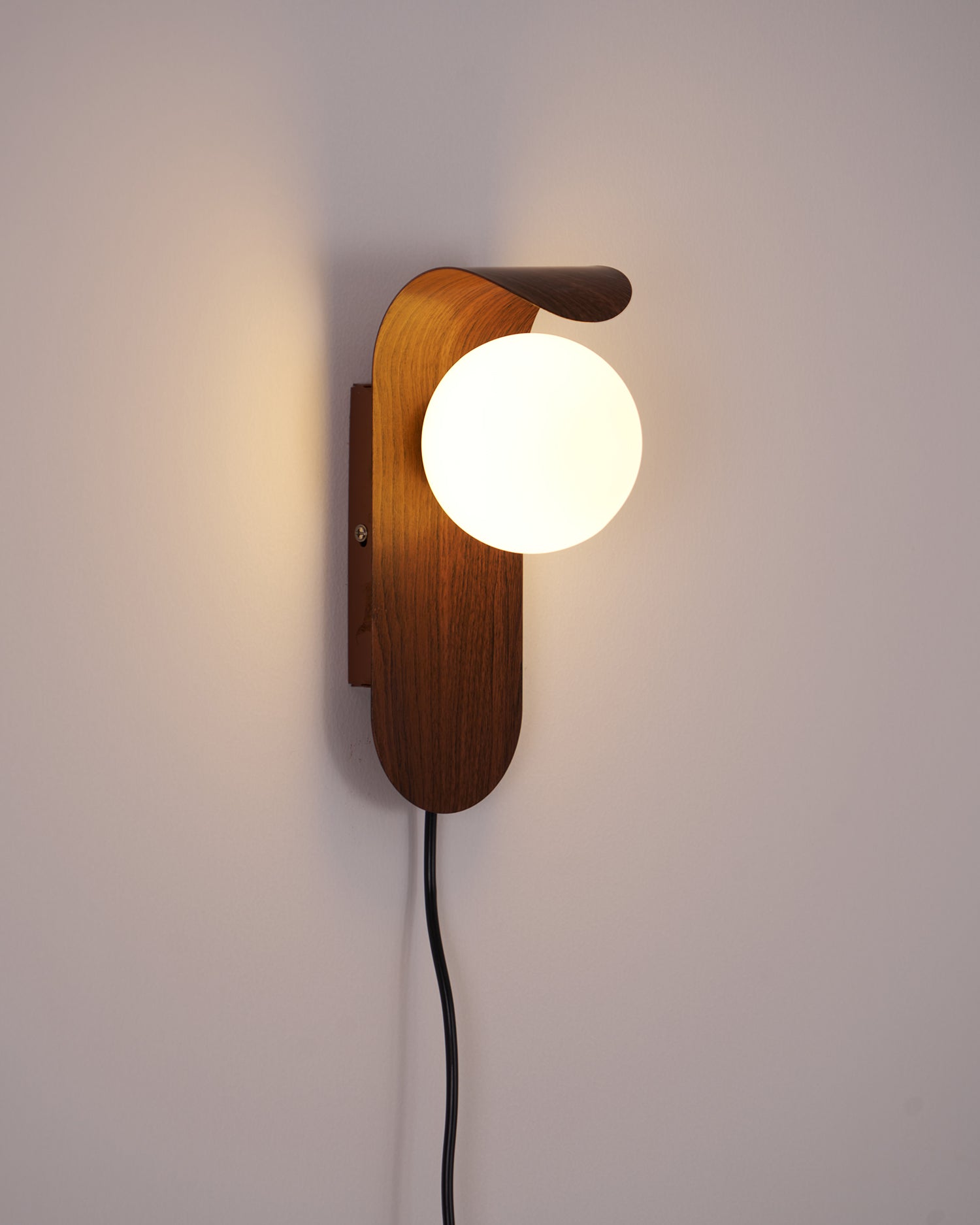 Axes Plug In Wall Light