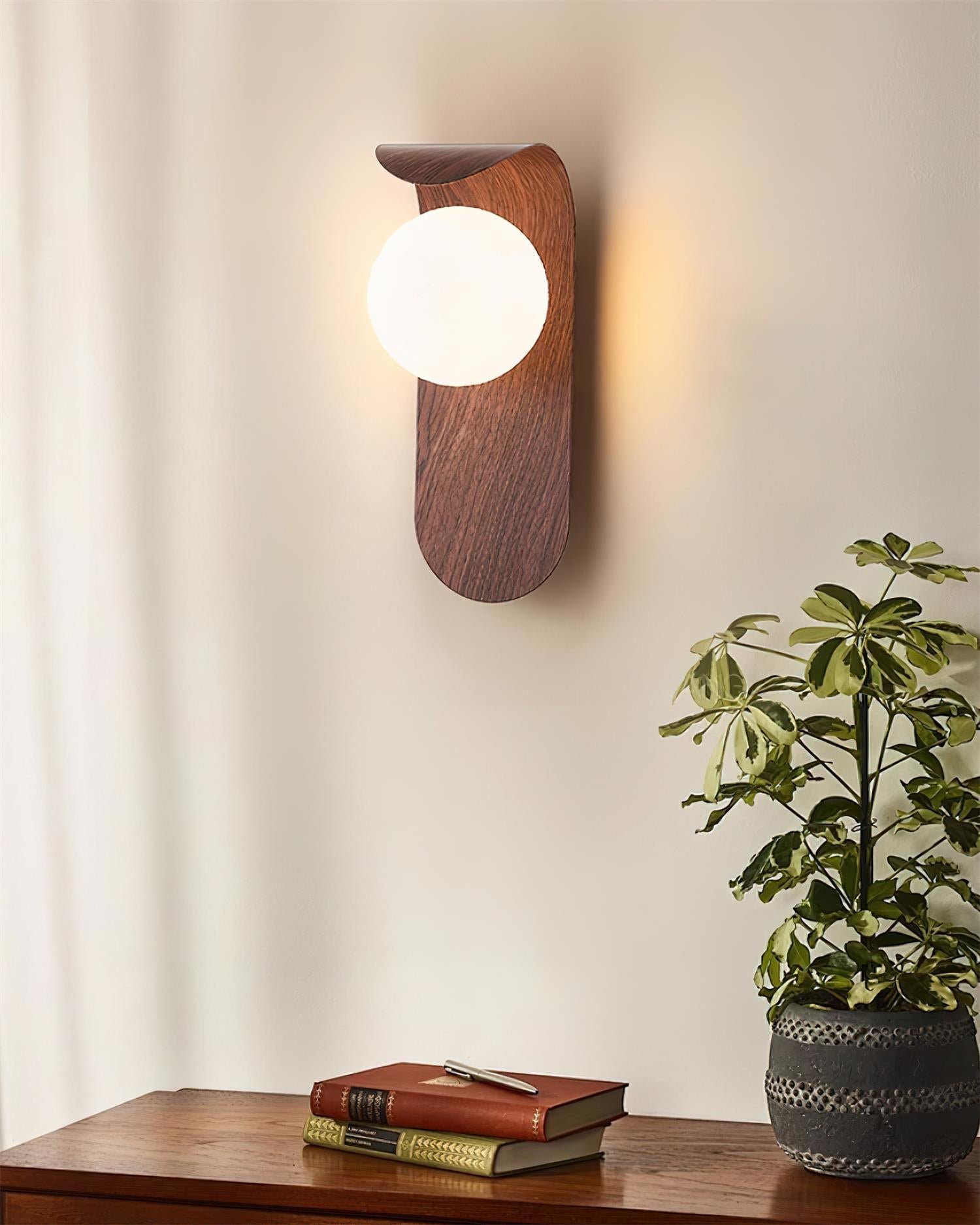 Axas Wall Light