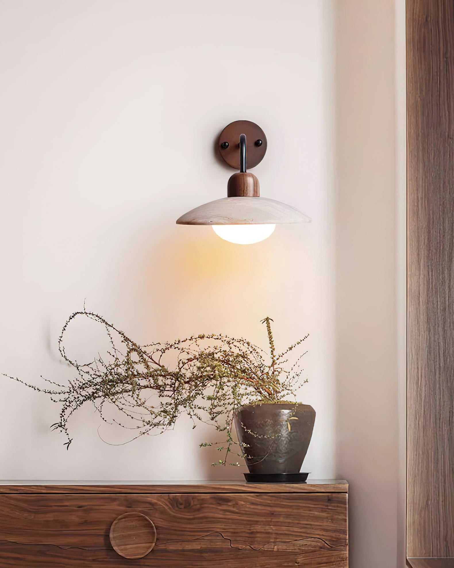 Rovei Wall Light