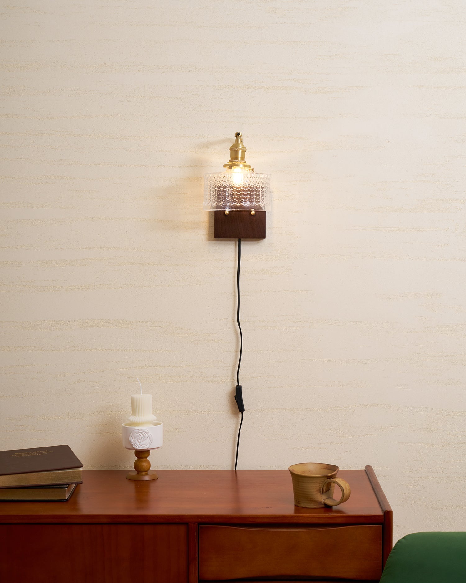Rioo Wall Light