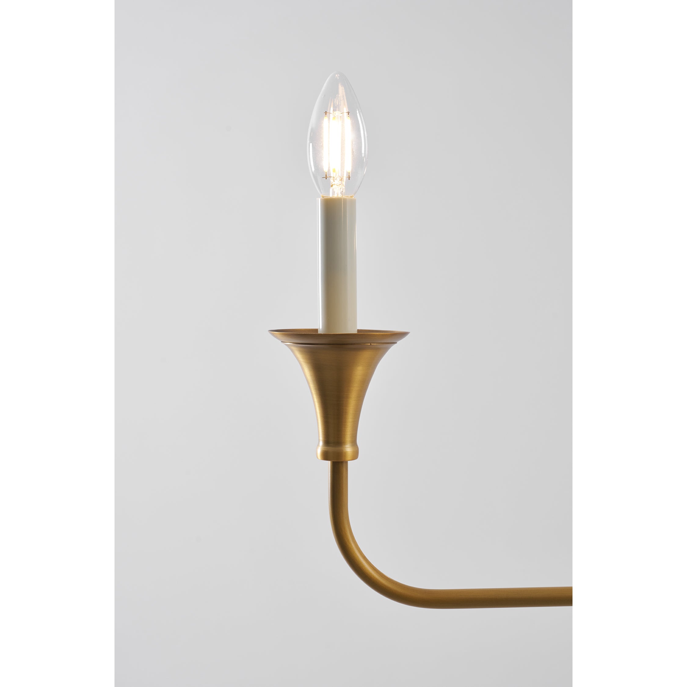 Zelkalo Classic Chandelier