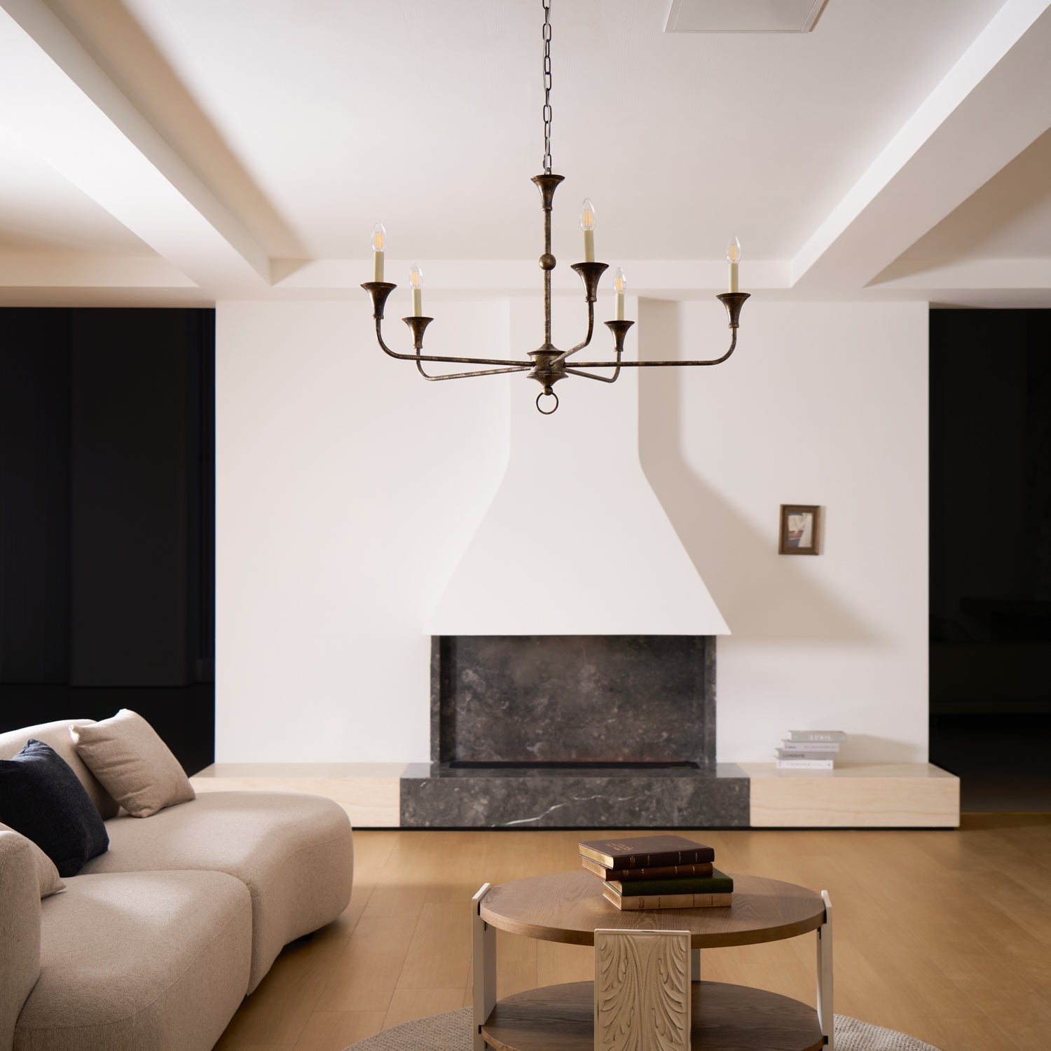 Zelkalo Classic Chandelier
