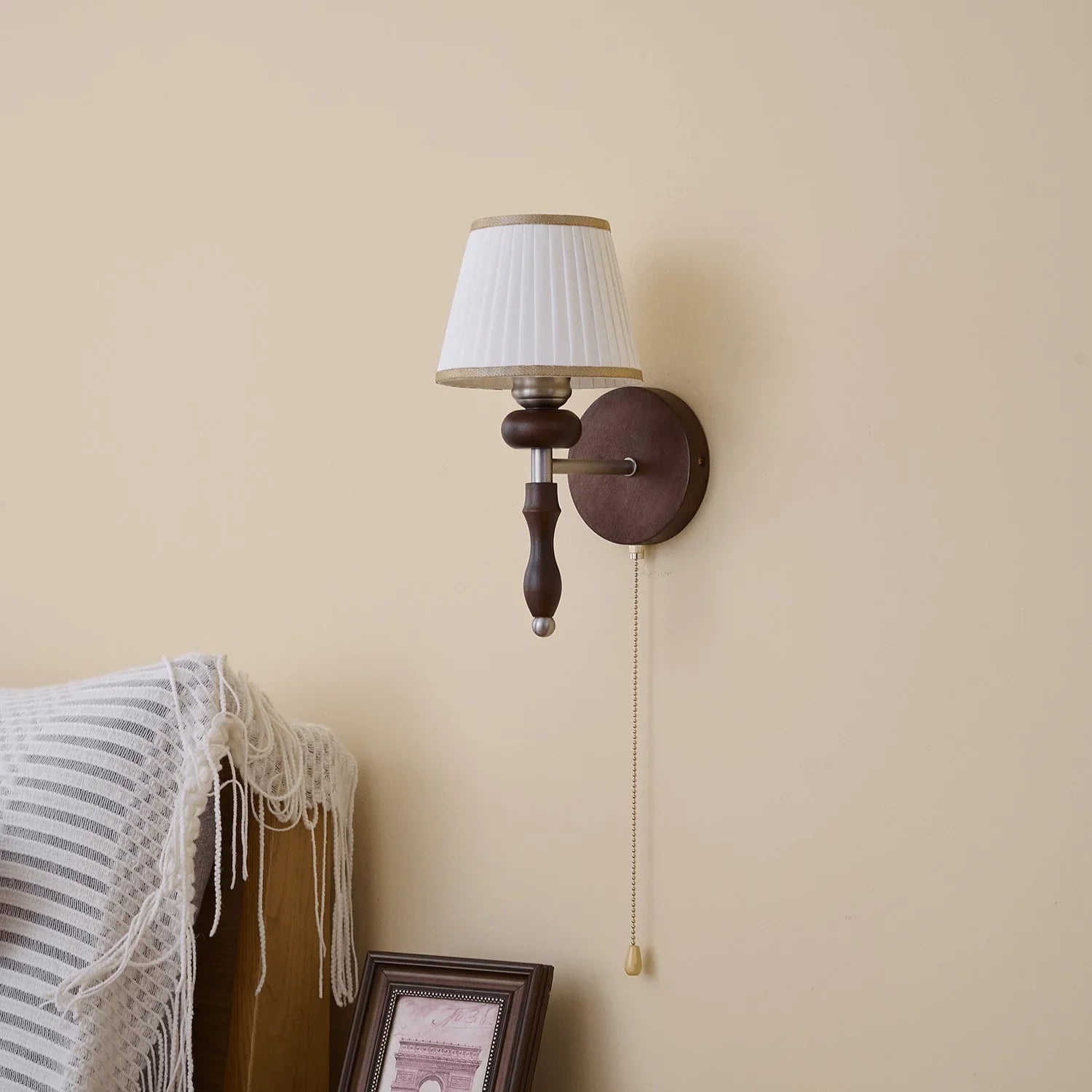 Aras Vintage Wall Light