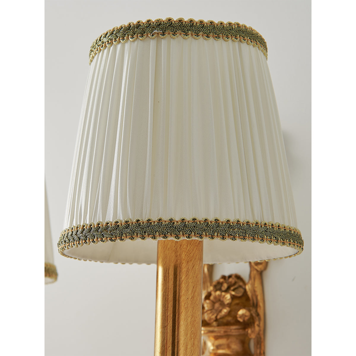 Markaen Classic Wall Light