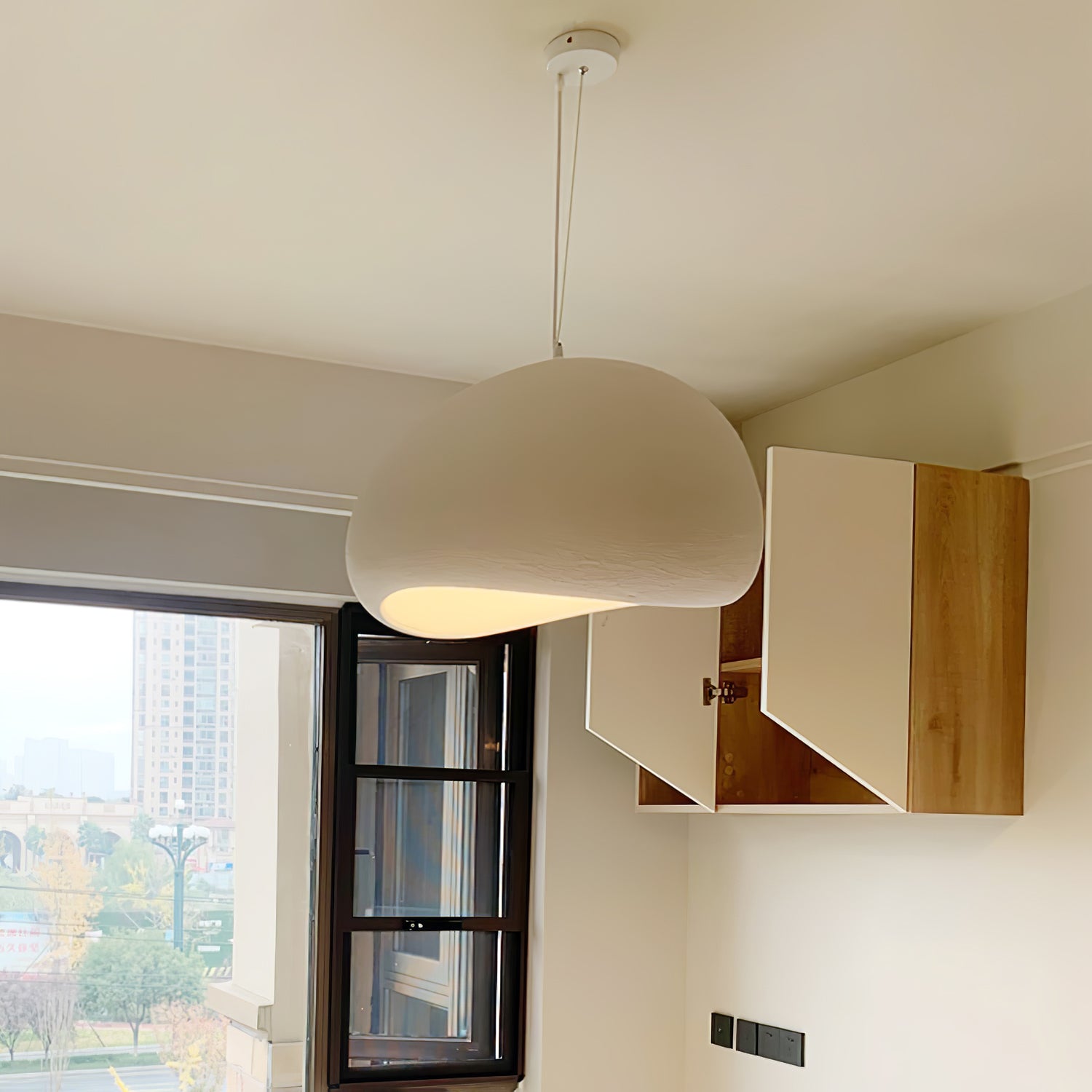 Noave Pendant Light