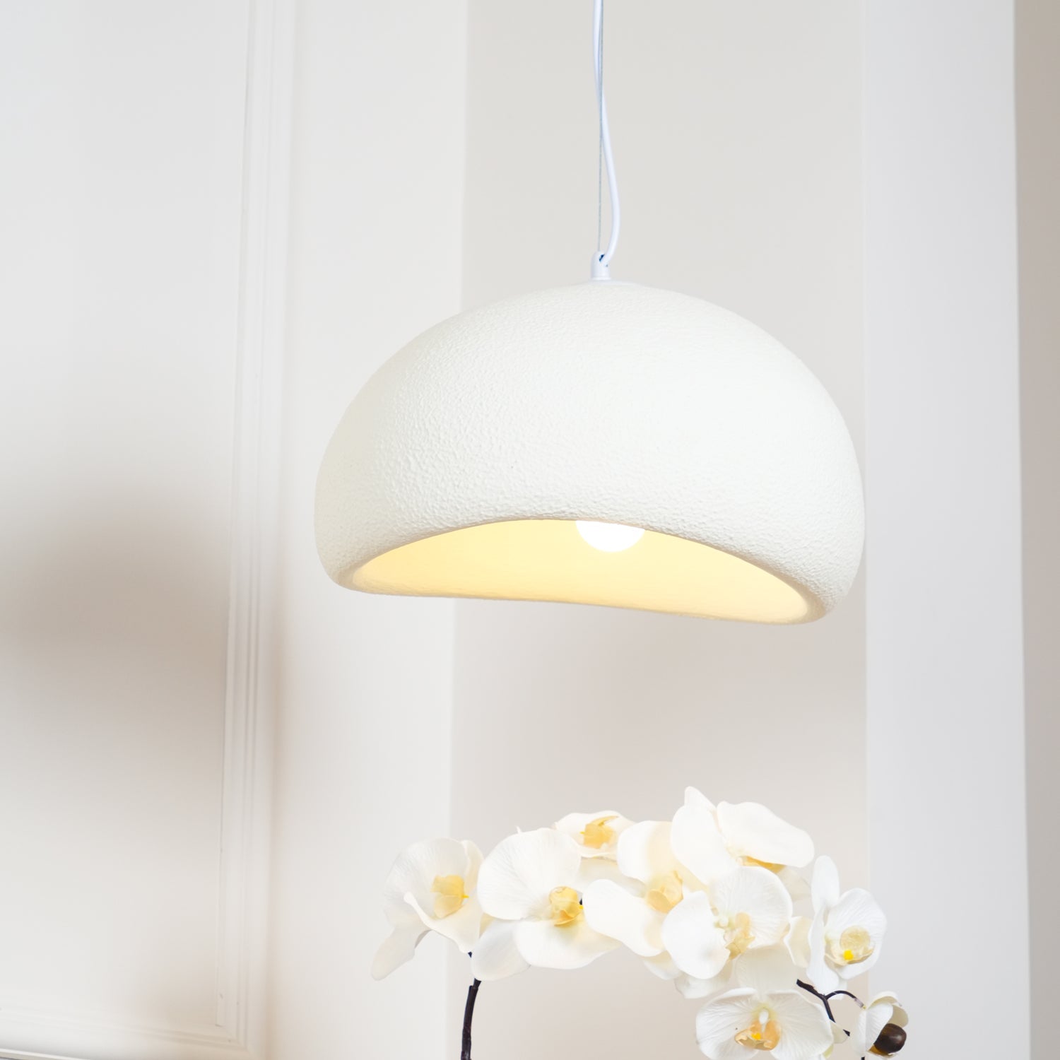 Noave Pendant Light