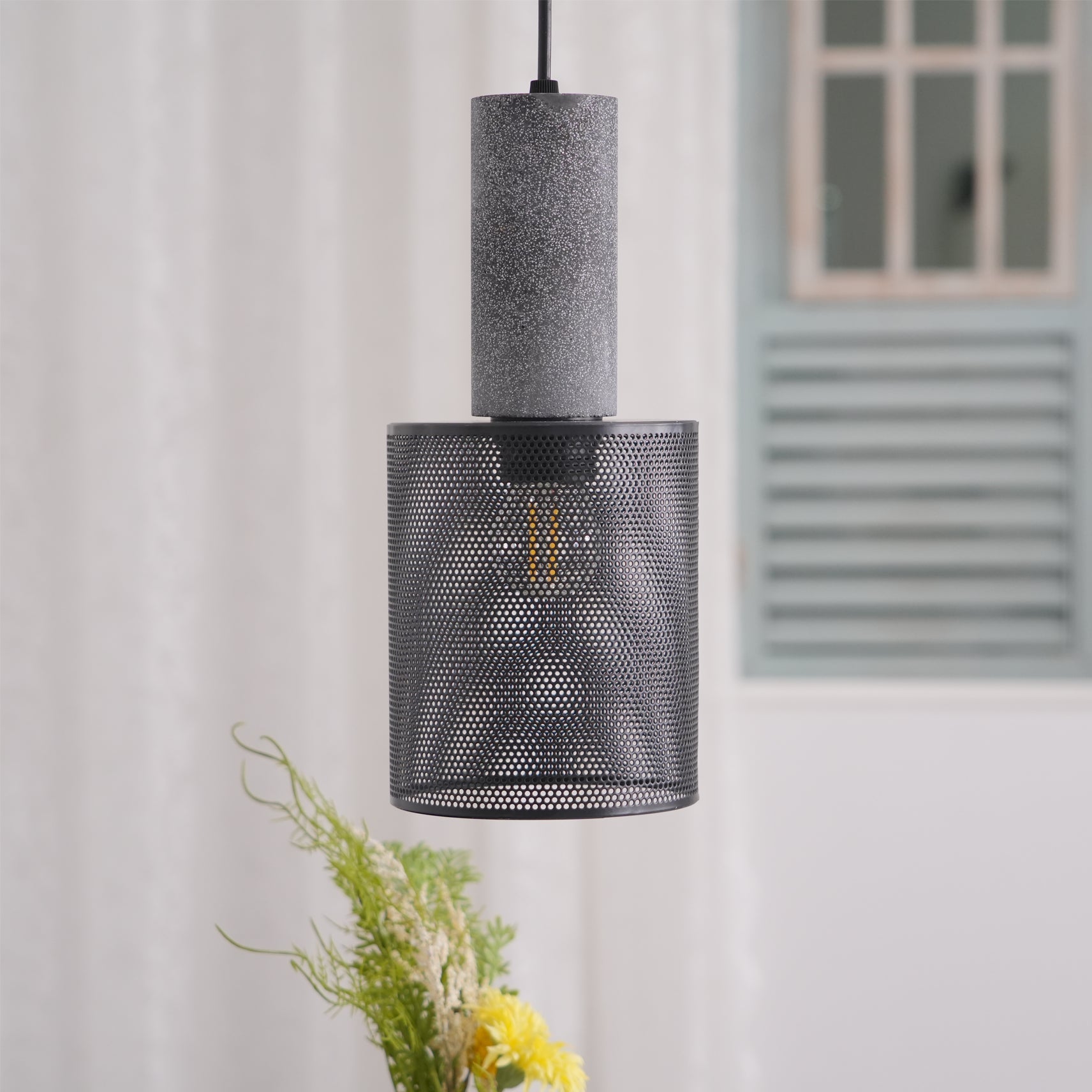Paloton Pendant Light