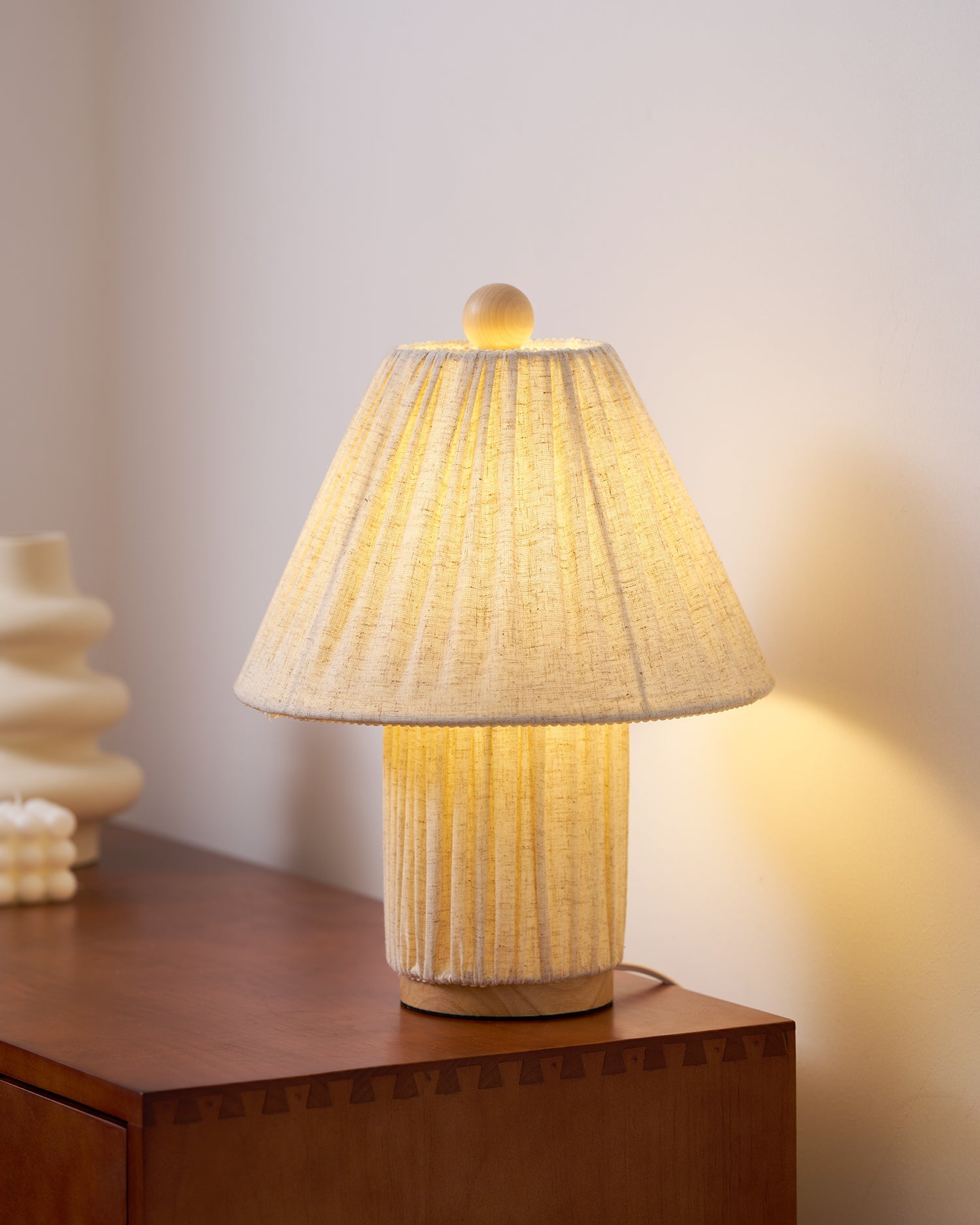 Zelenka Retro Table Lamp