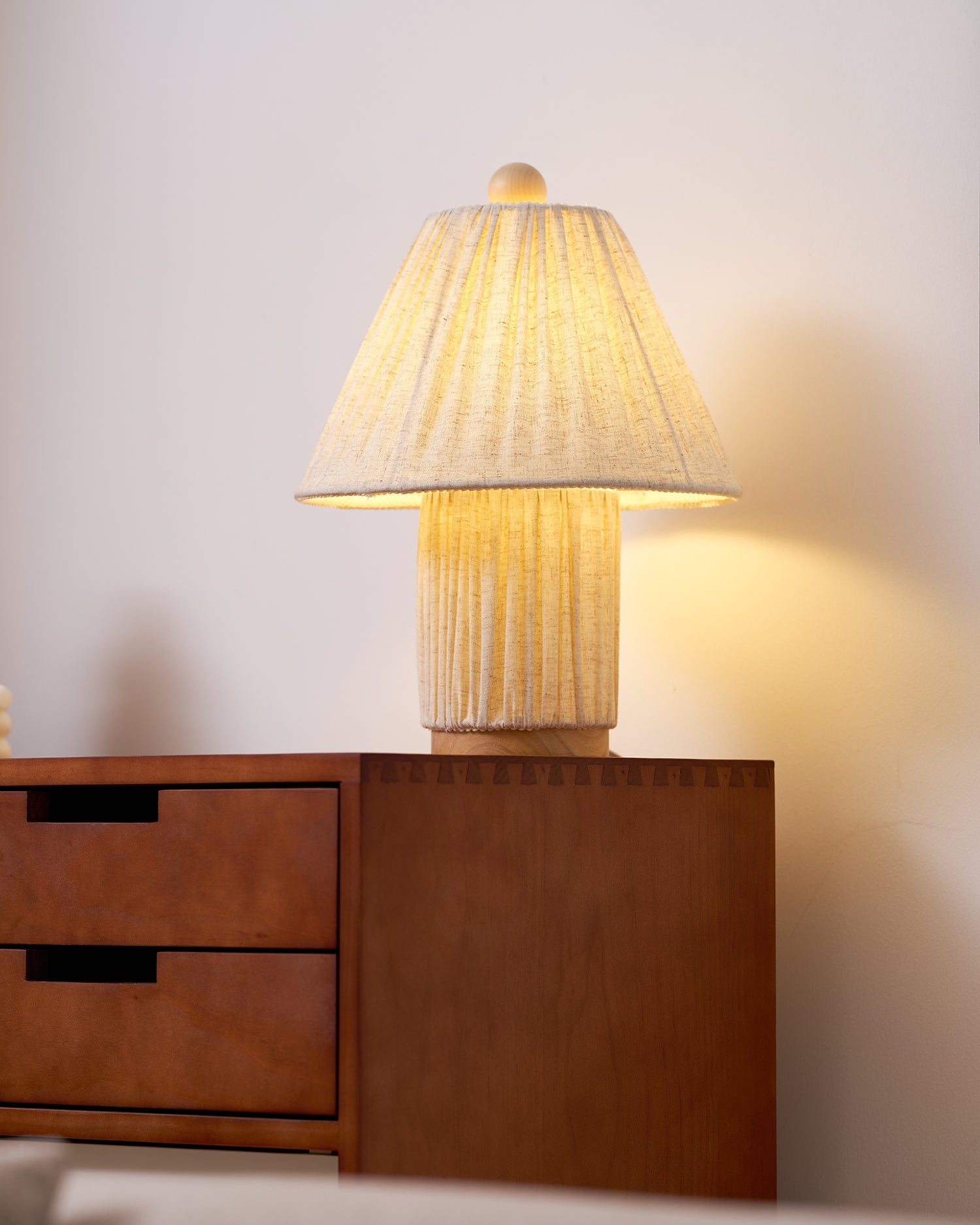 Zelenka Retro Table Lamp