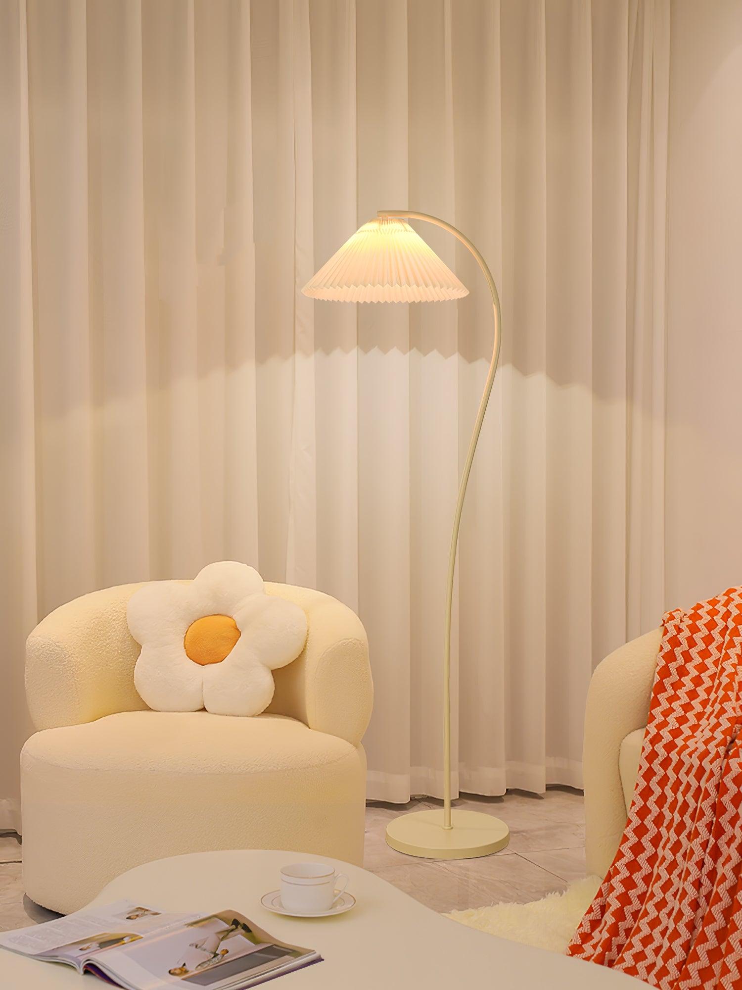 Arelino Floor Lamp