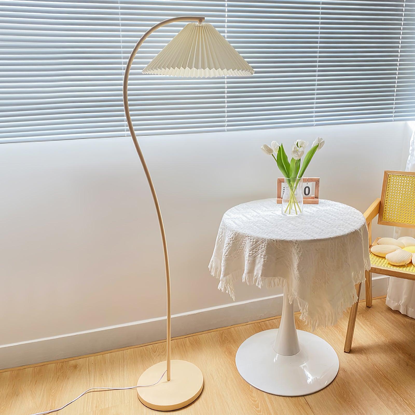 Arelino Floor Lamp