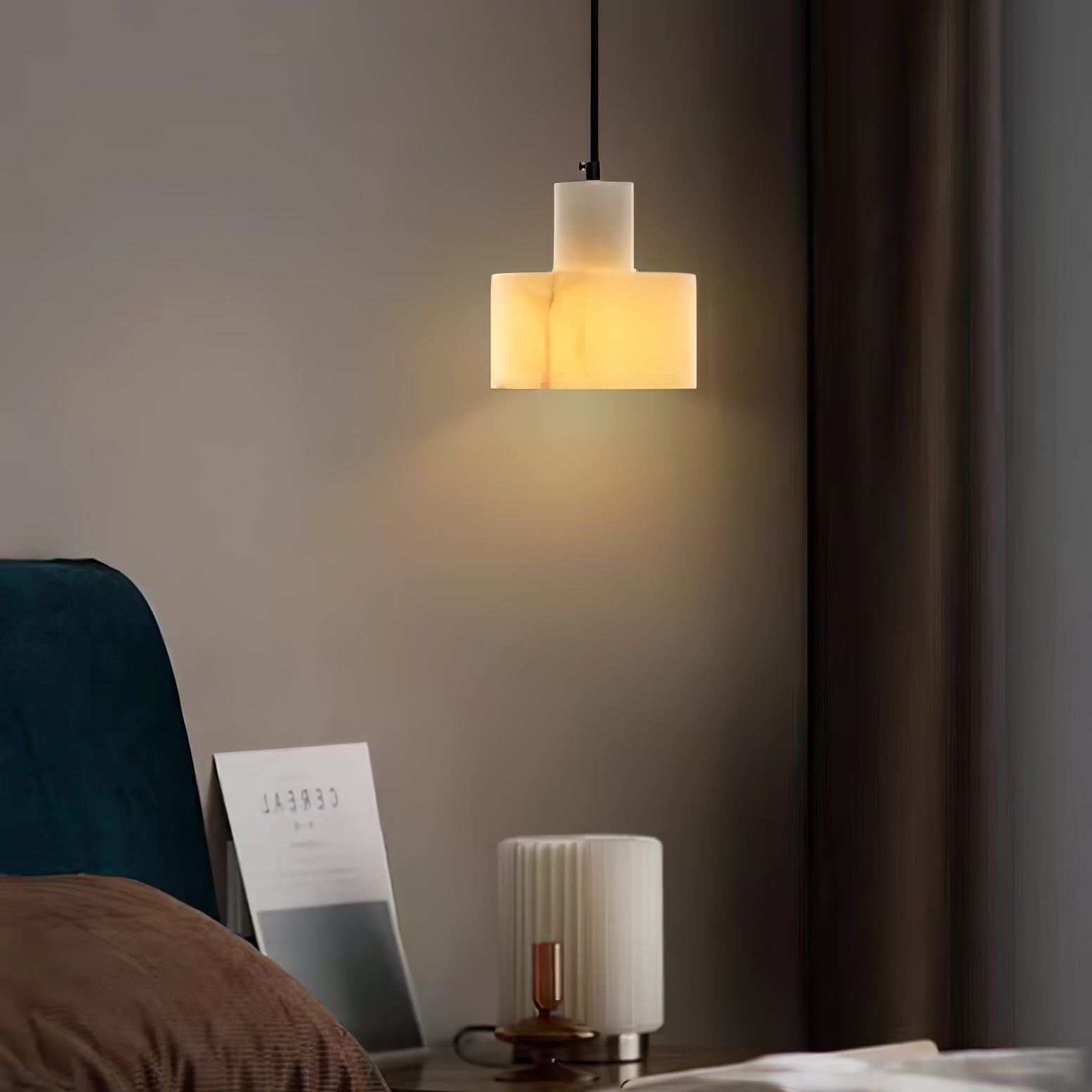 Parelia Pendant Light