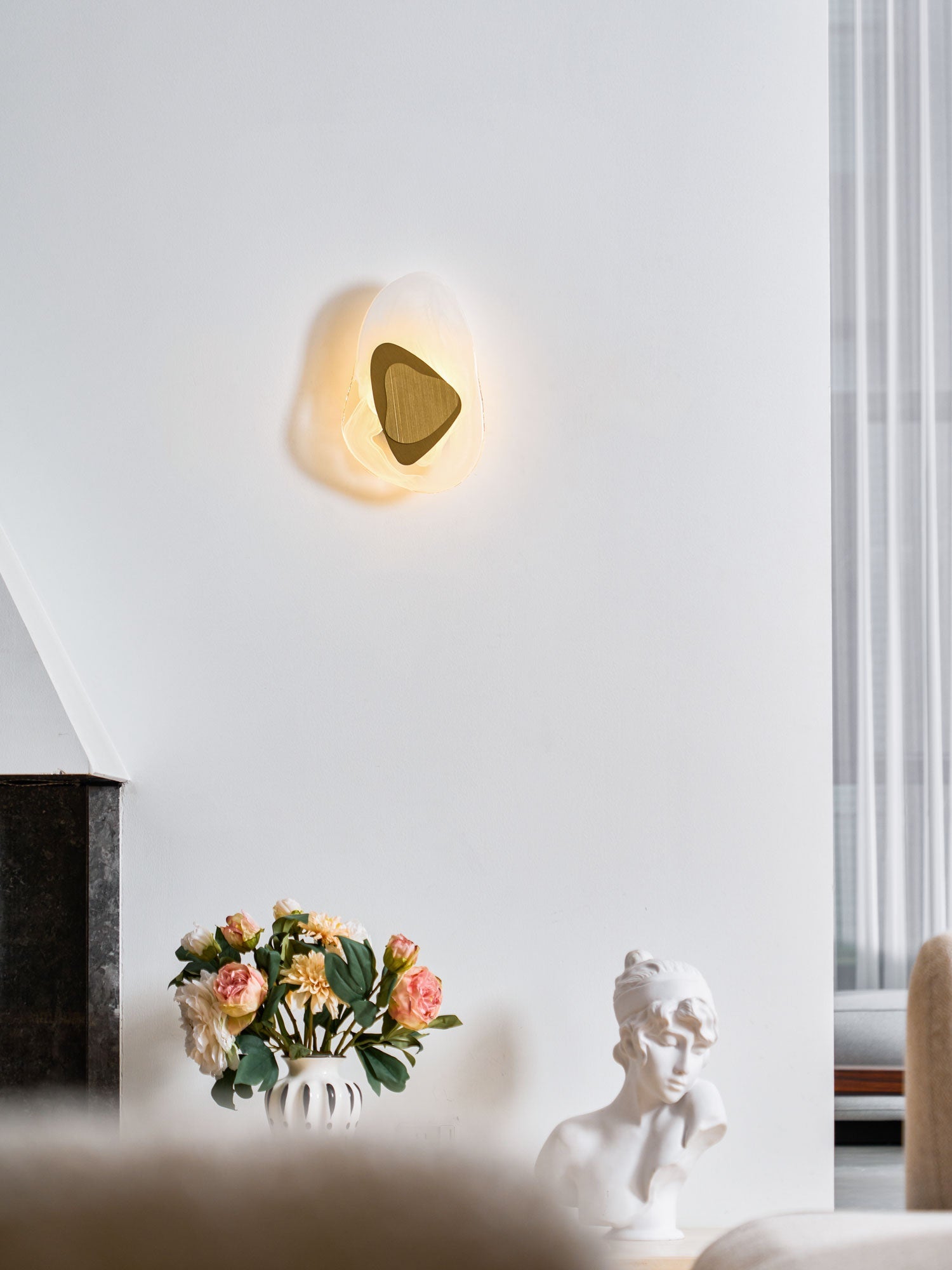 Miloe Modern Wall Light