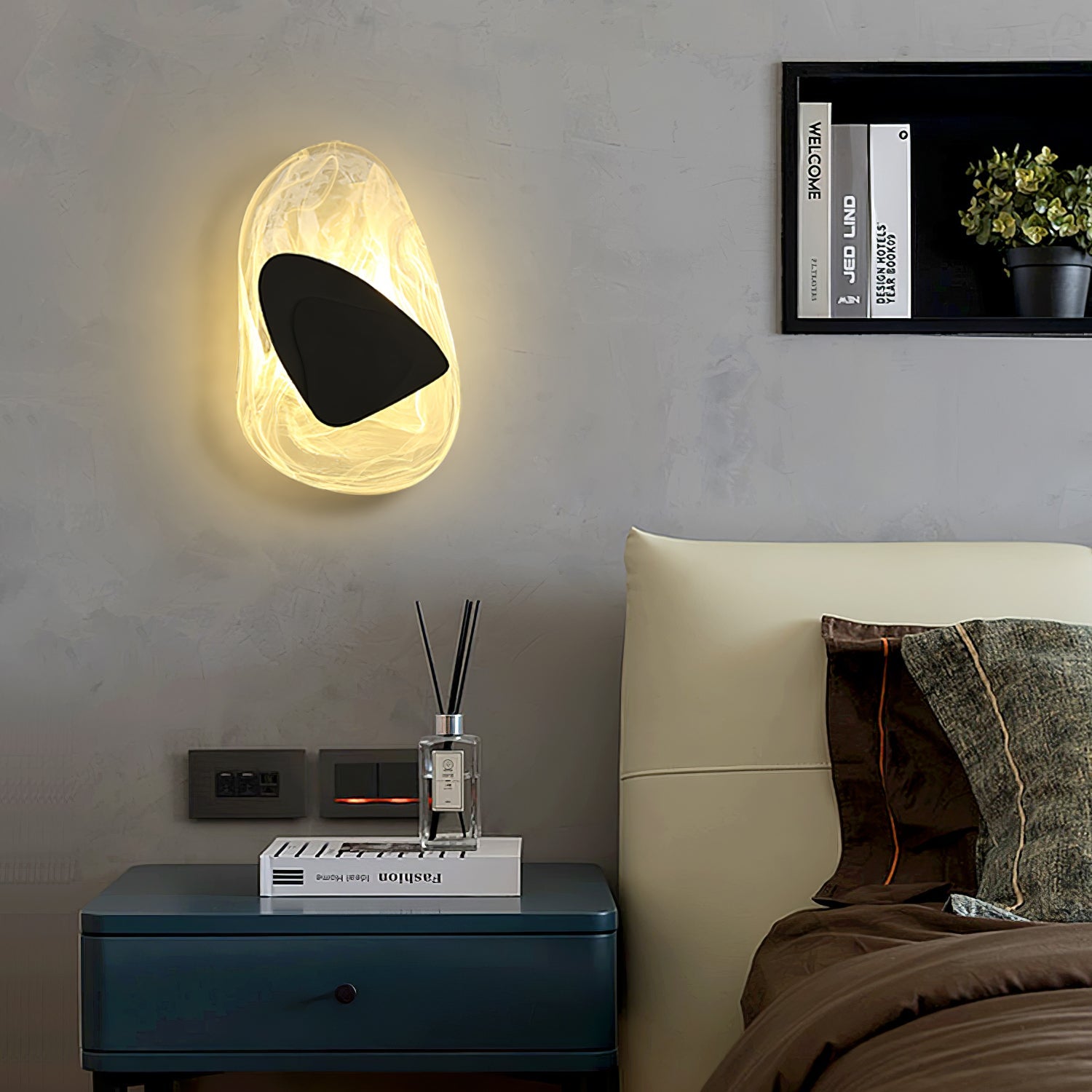 Miloe Modern Wall Light