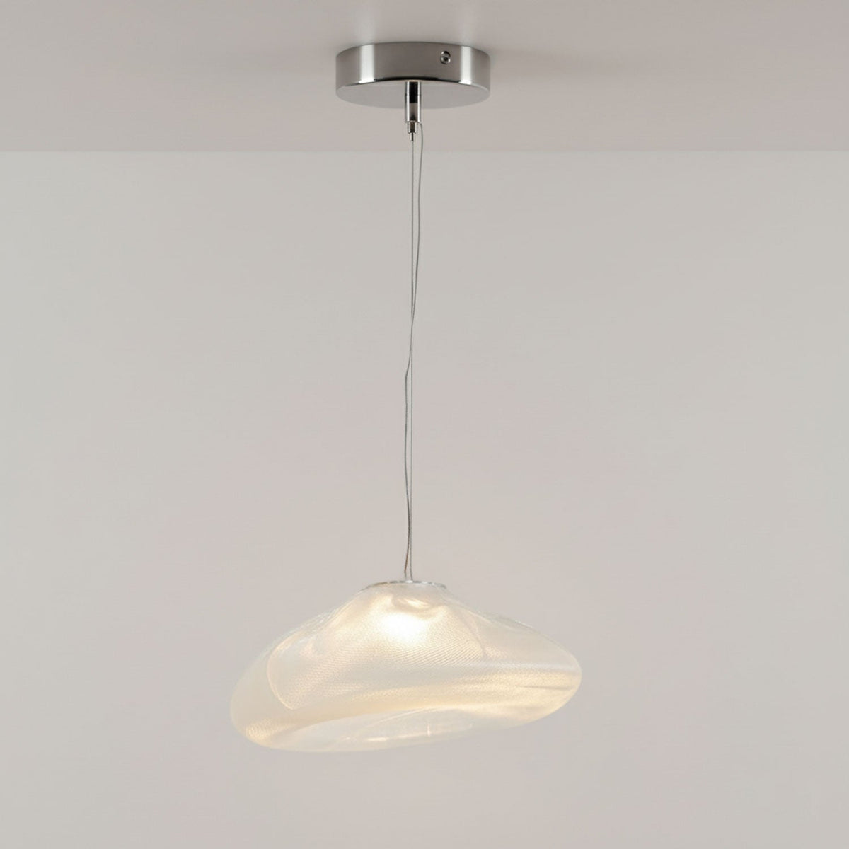 Neroera Sculptural Pendant Light