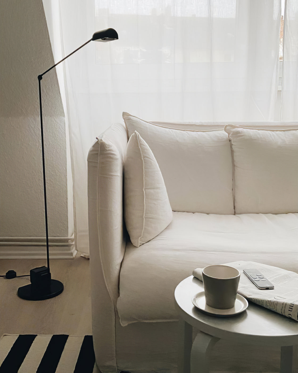 Halelyn Floor Lamp