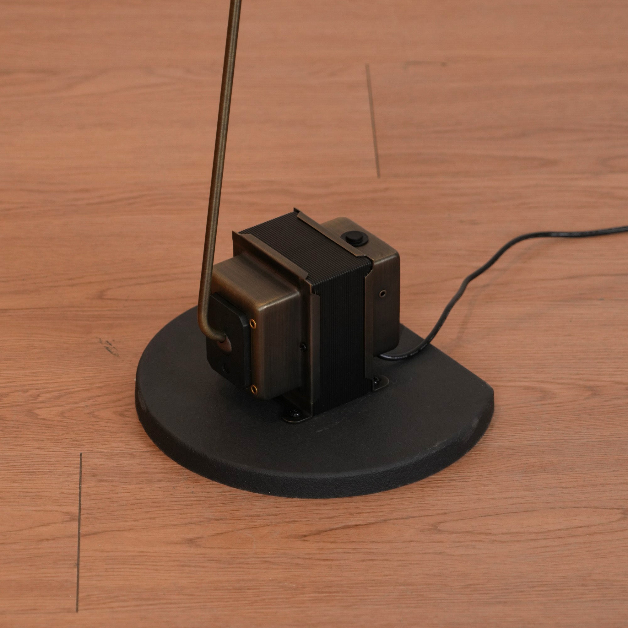 Halelyn Floor Lamp