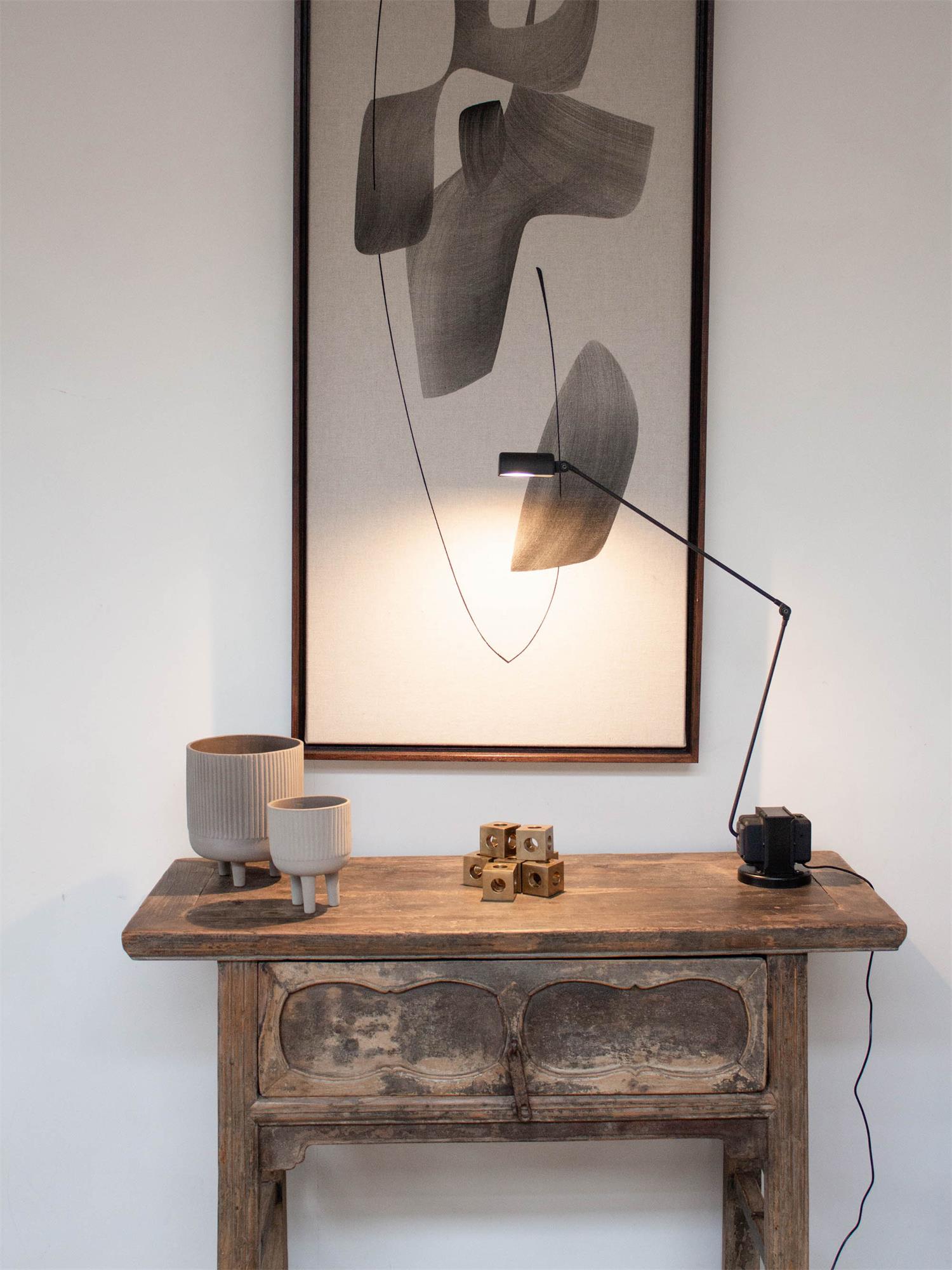 Halekao Table Lamp