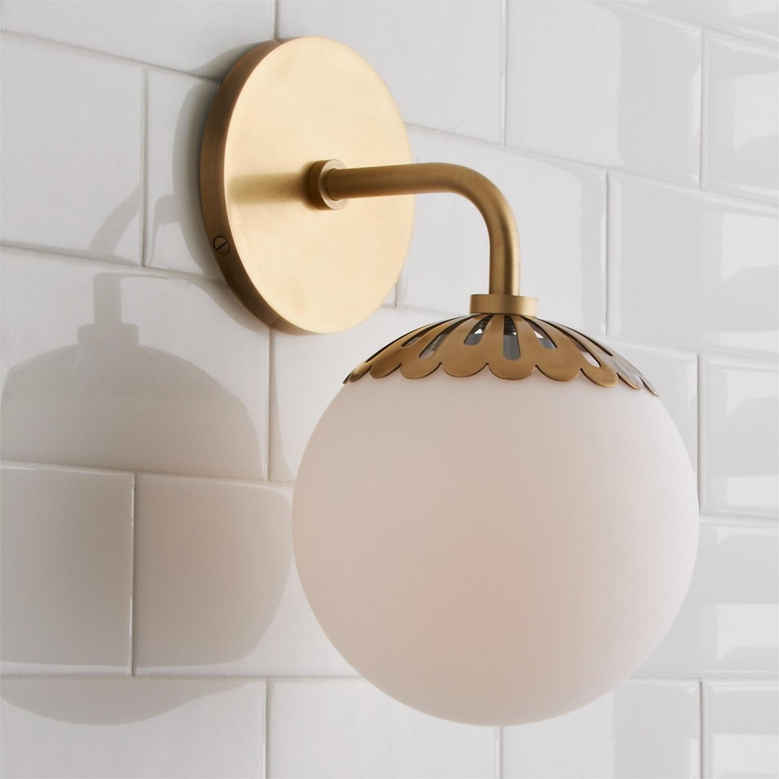 Quini Globe Wall Light