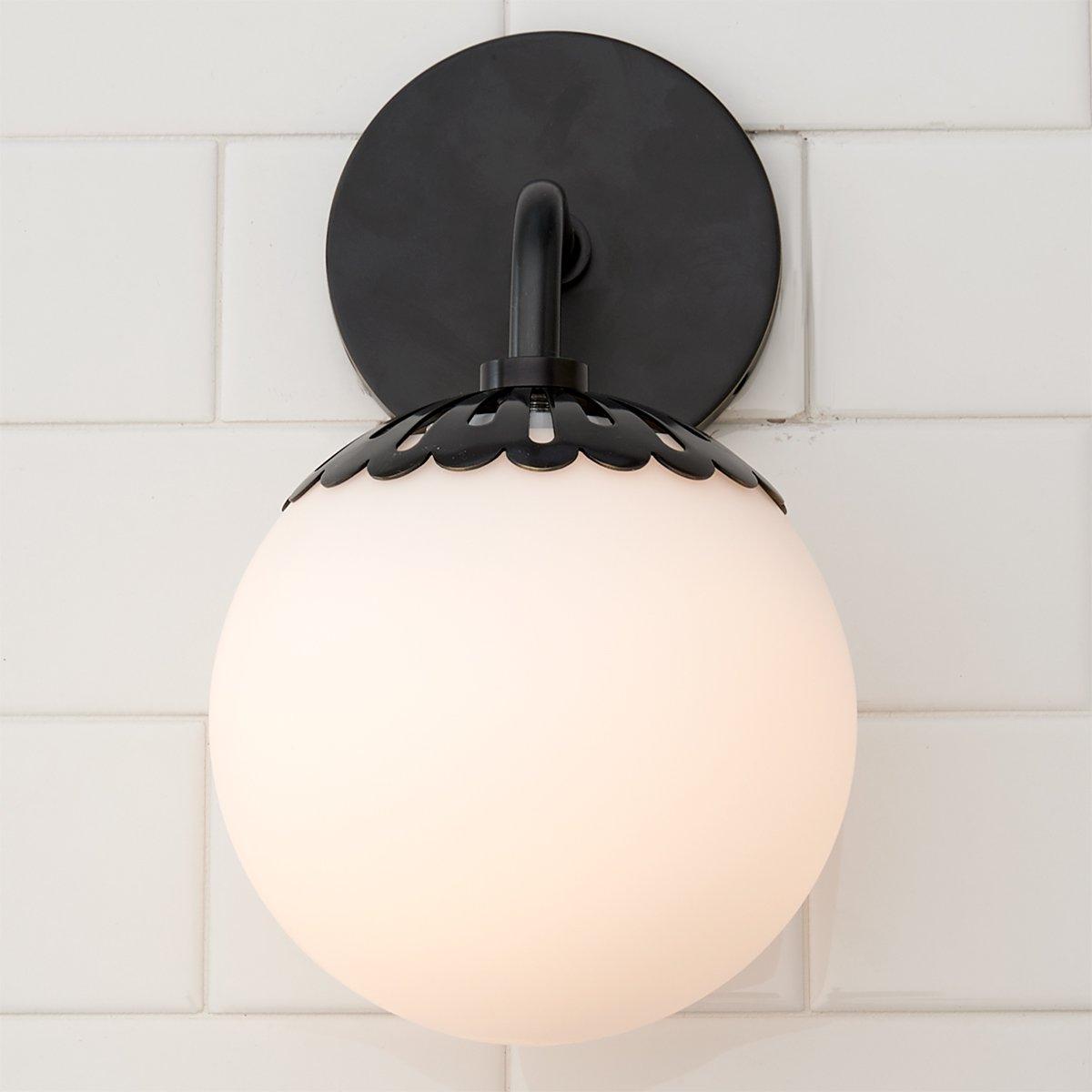 Quini Globe Wall Light