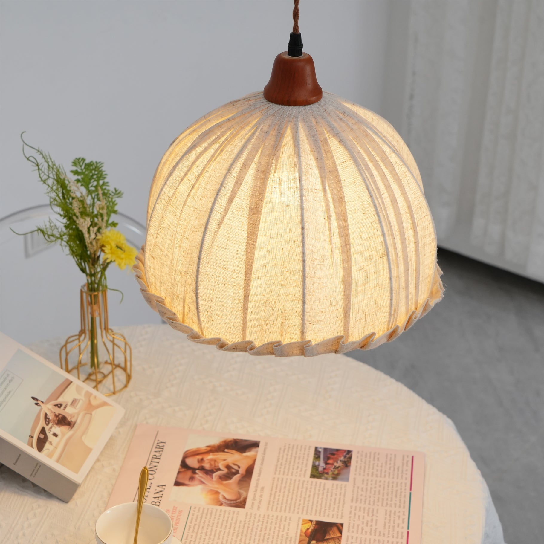 Elkan Pumpkin Pendant Light