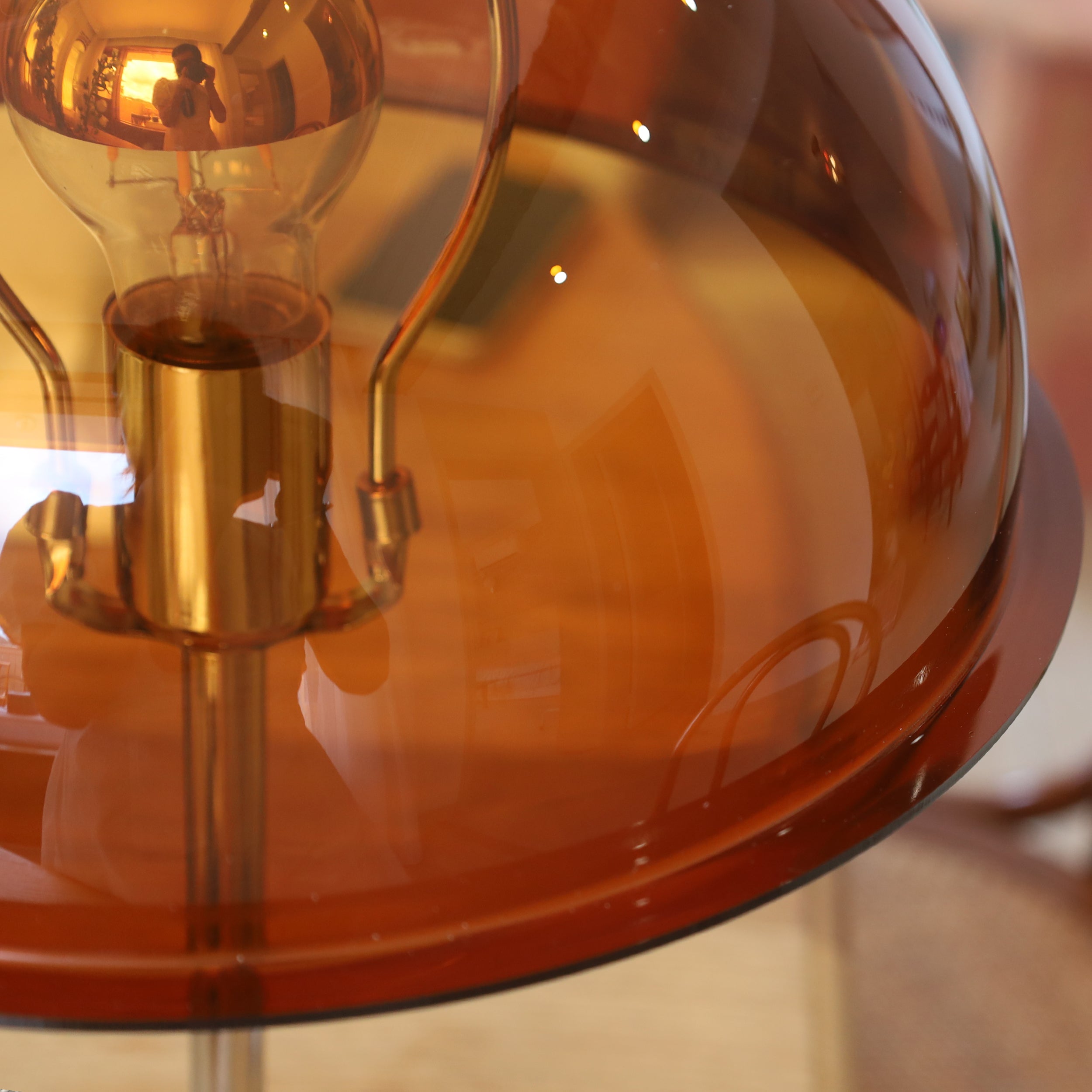 Kiroalko Table Lamp
