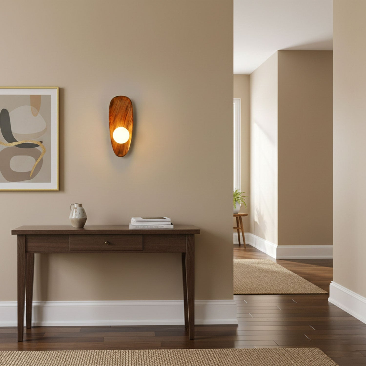 Wynaes Minimalist Wall Light