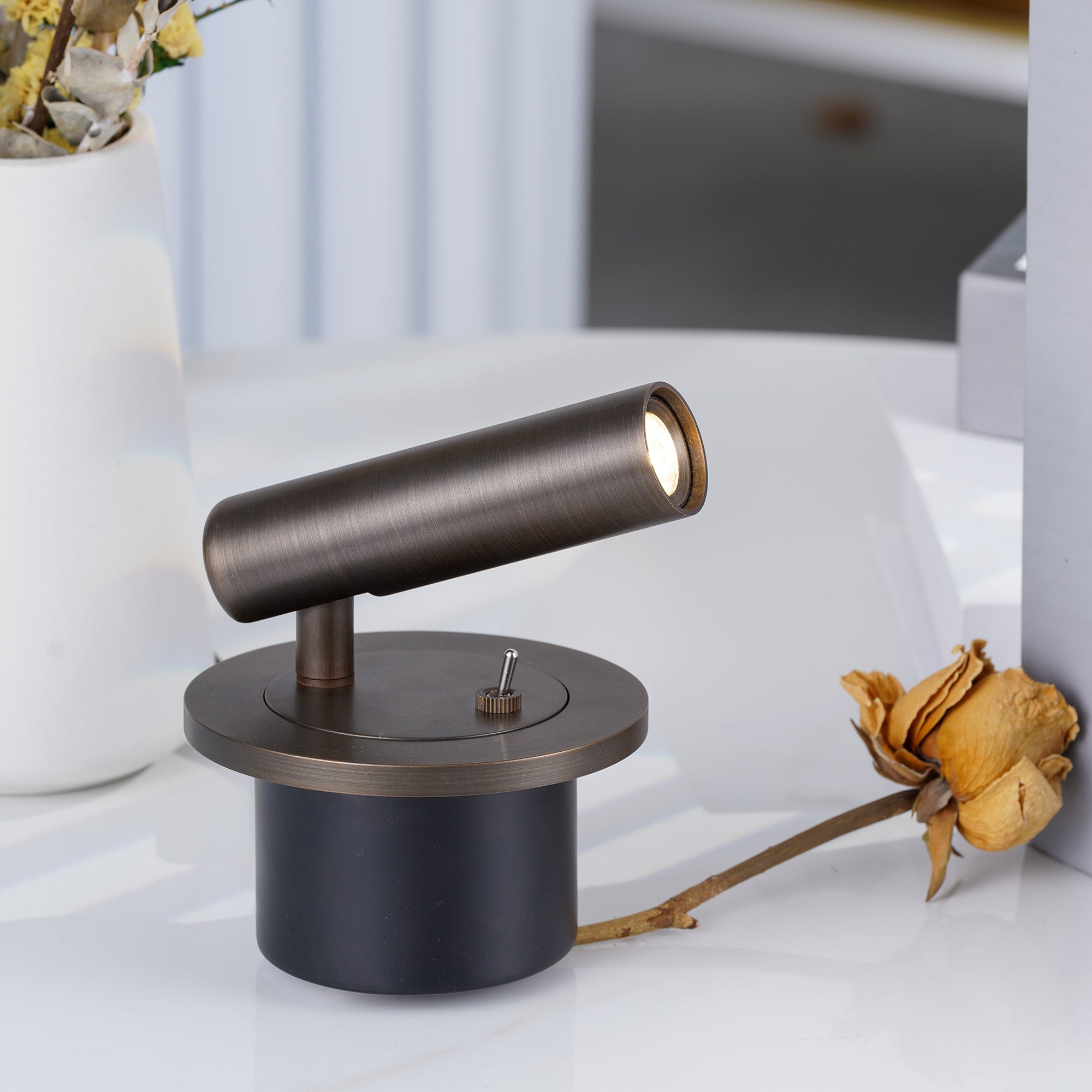 Meso Reading Wall Light