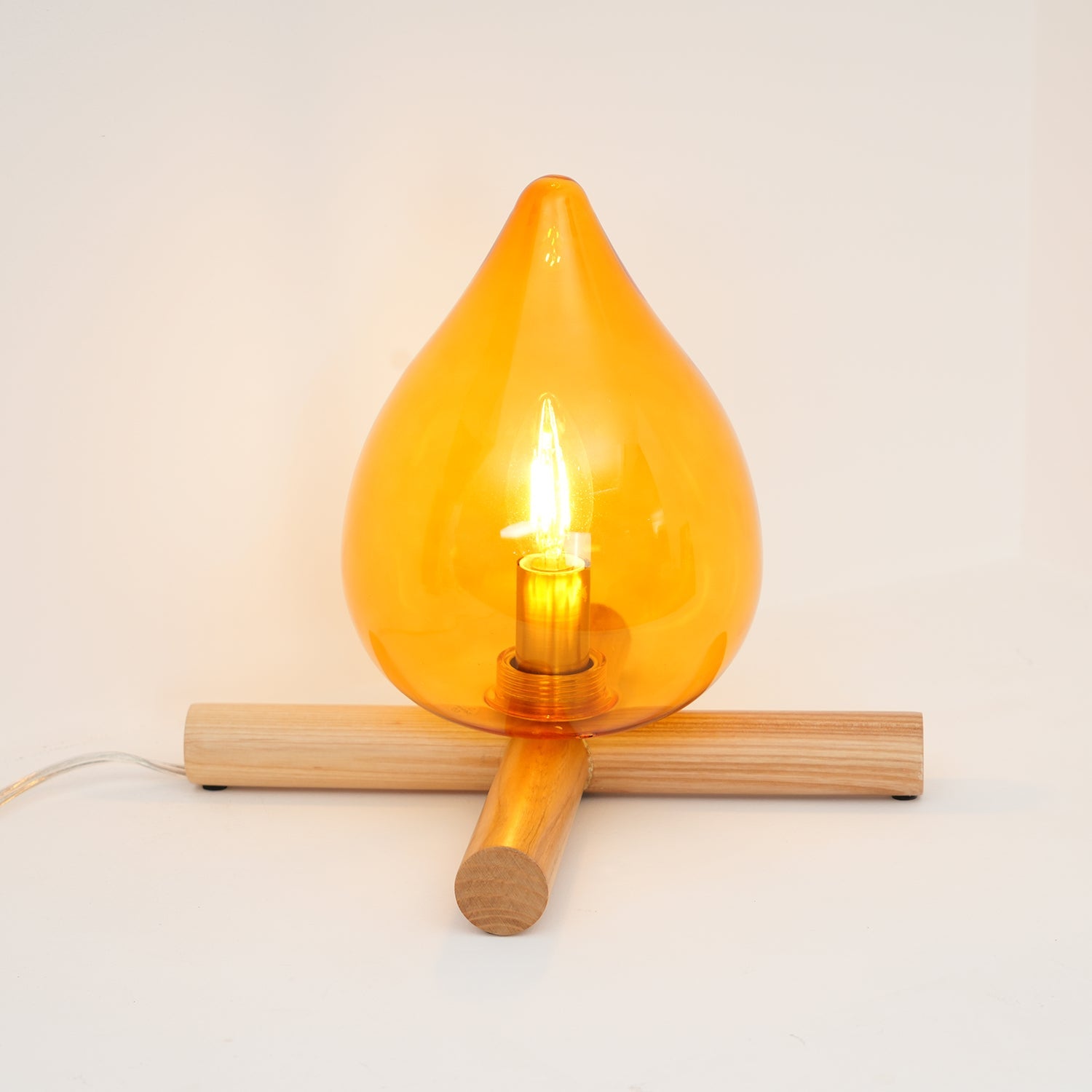 Bellin Wood Fire Table Lamp