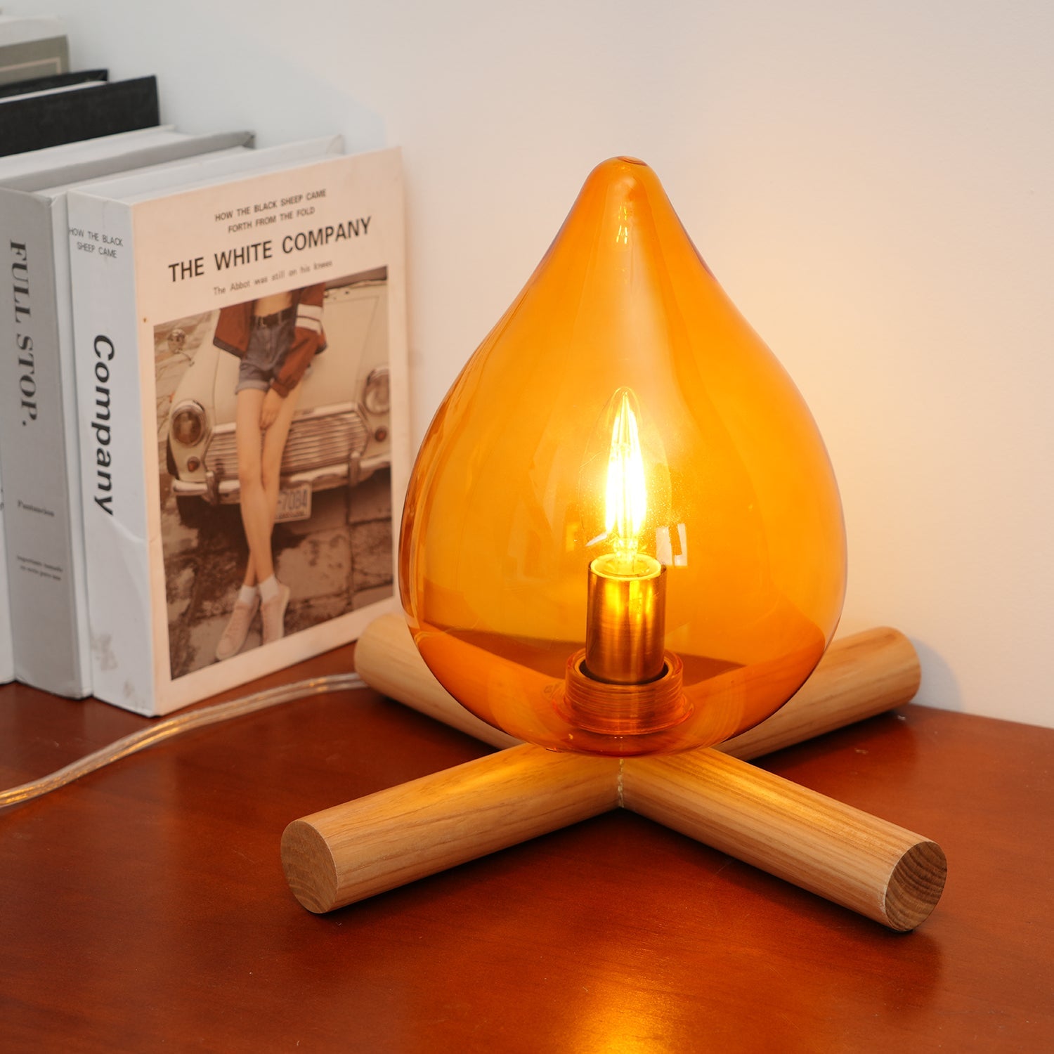 Bellin Wood Fire Table Lamp