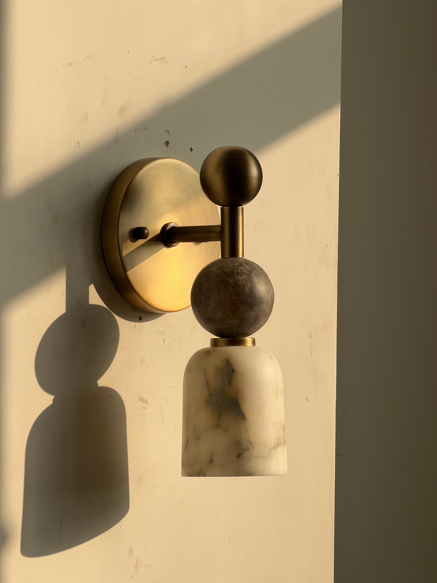 Belval Wall Light