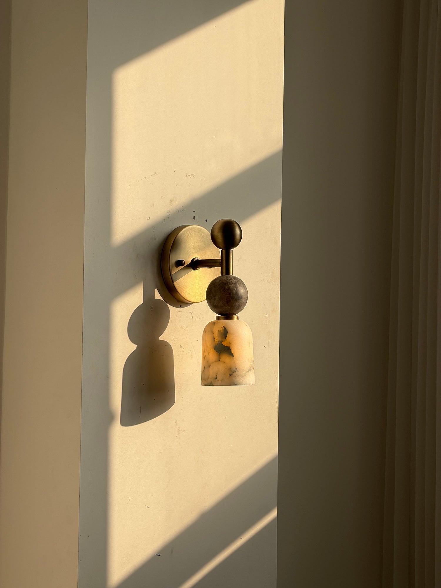 Belval Wall Light