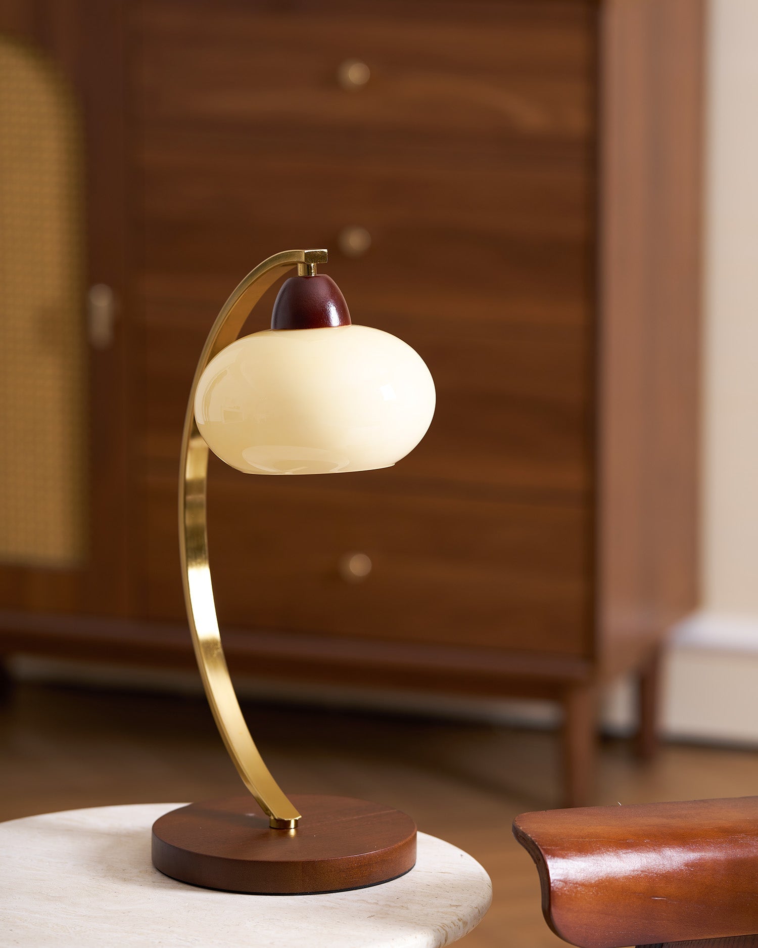 Finira Vintage Table Lamp