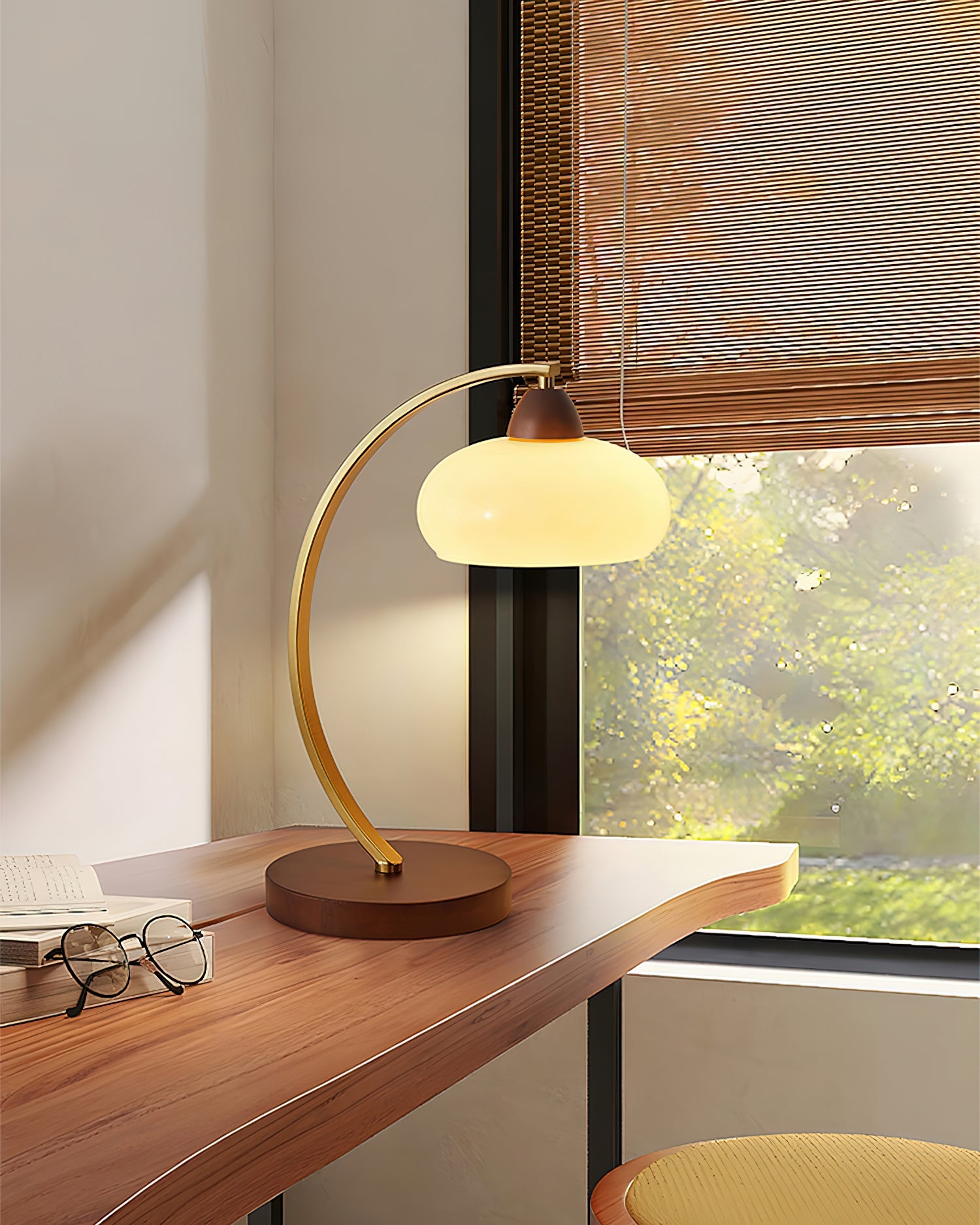 Finira Vintage Table Lamp