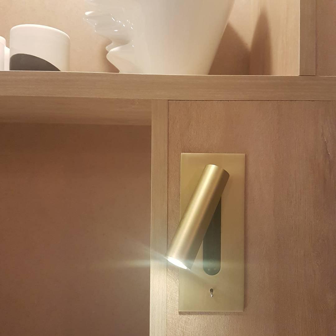 Folded Back Bedside Wall Lamp – detail 12
