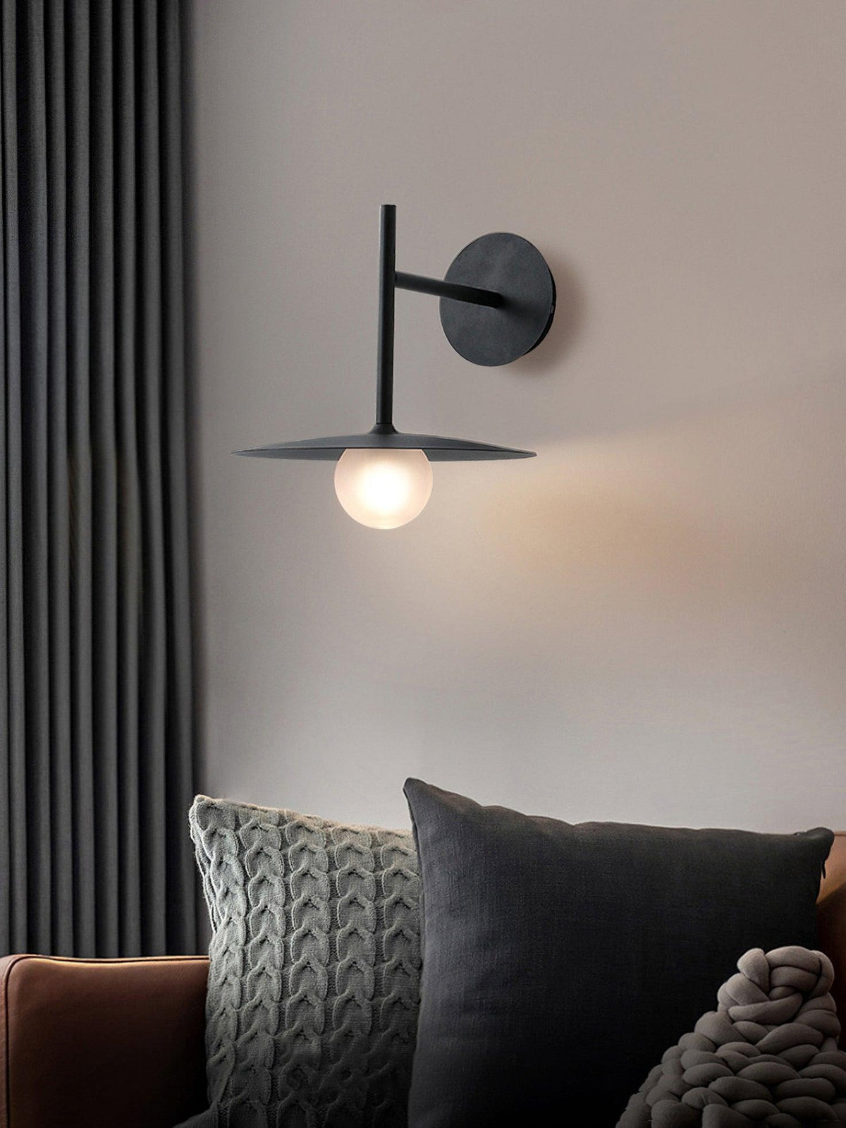 Gea Iron Wall Lamp – detail 3