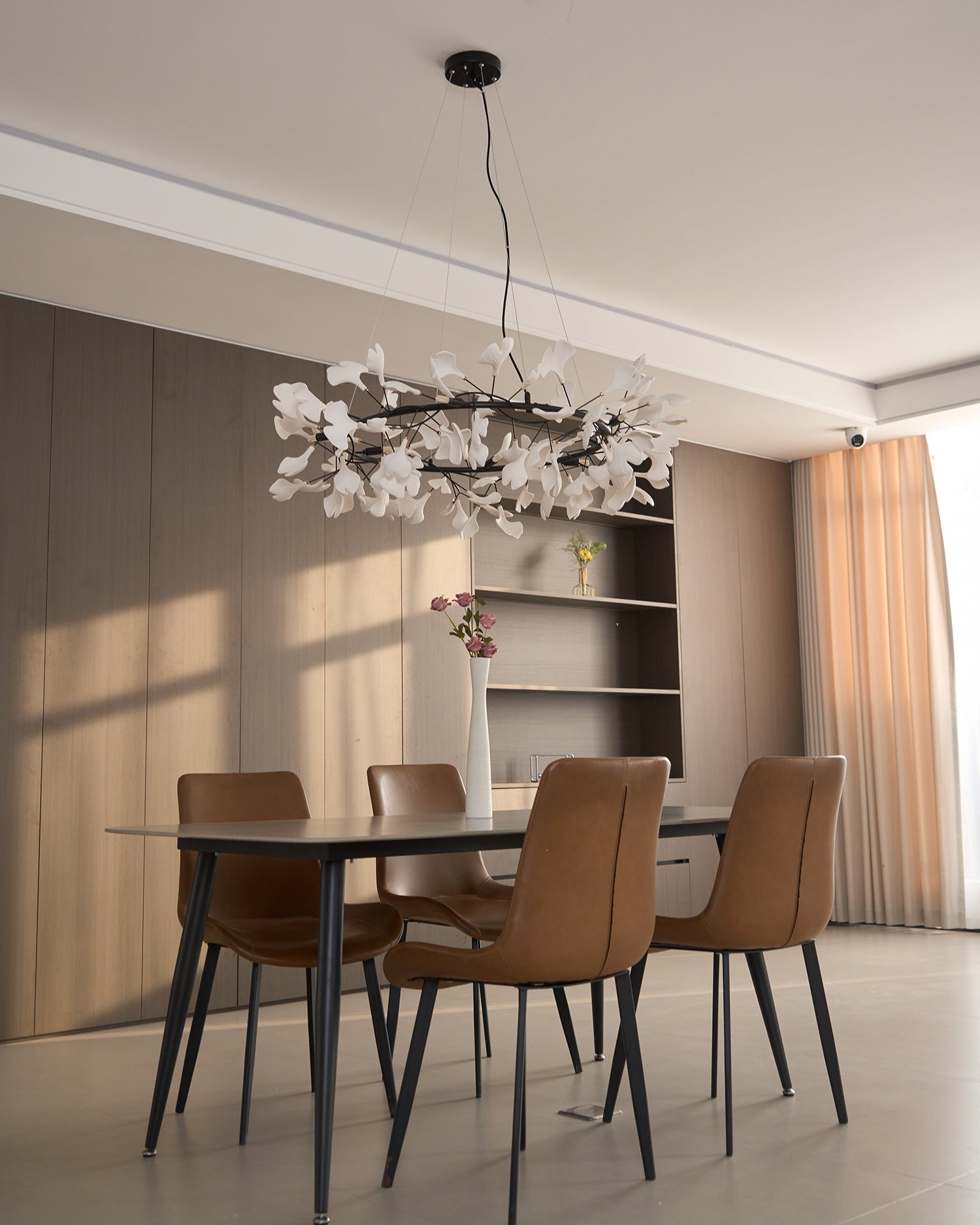 Emorcove Round Chandelier