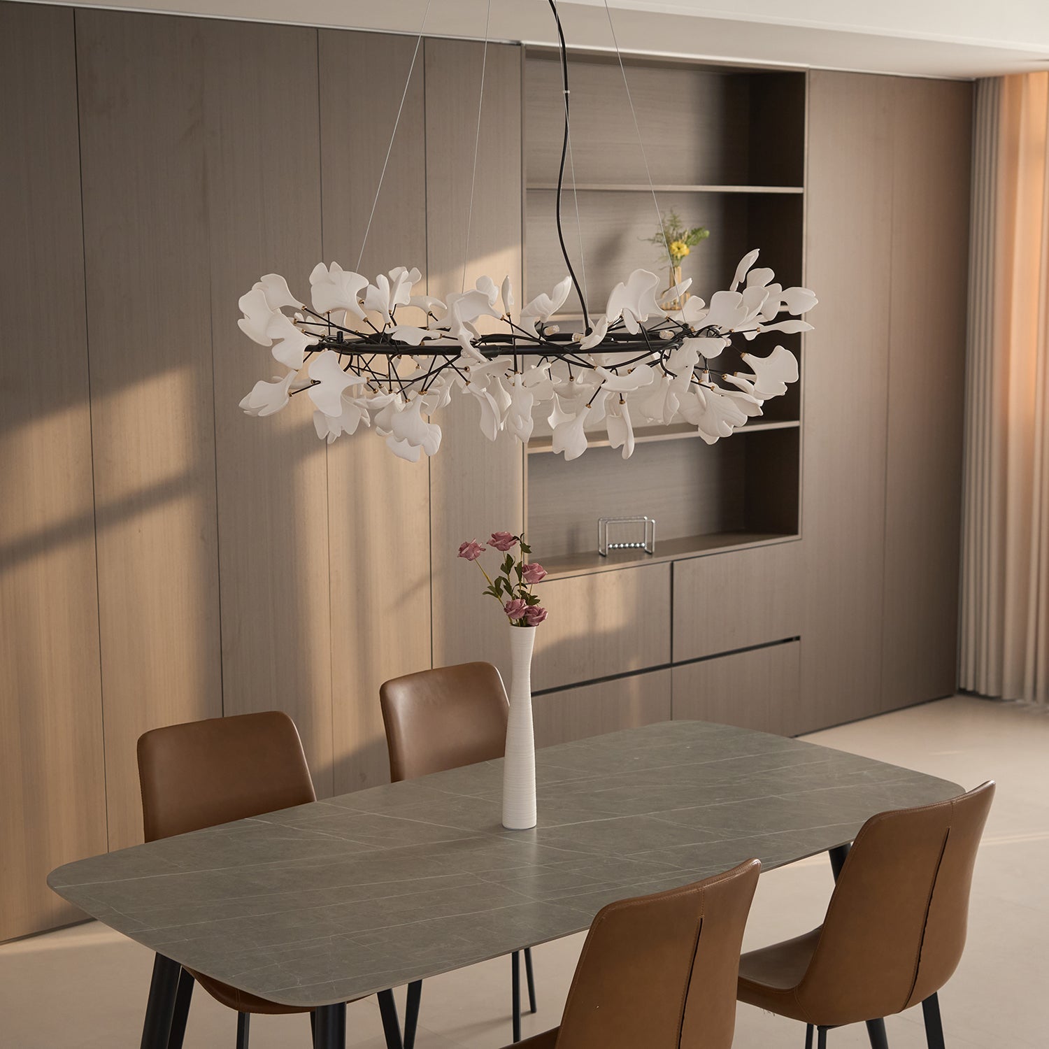 Emorcove Round Chandelier