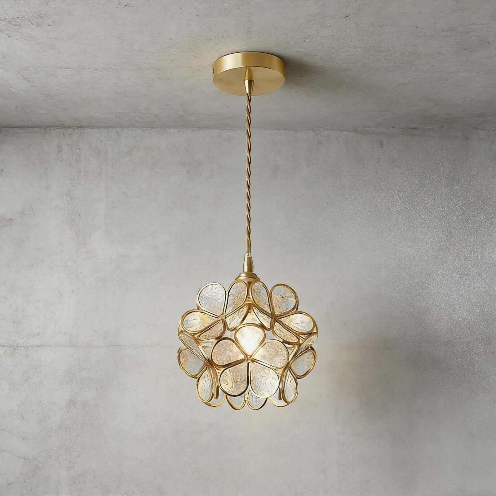 Bayen Pendant Light