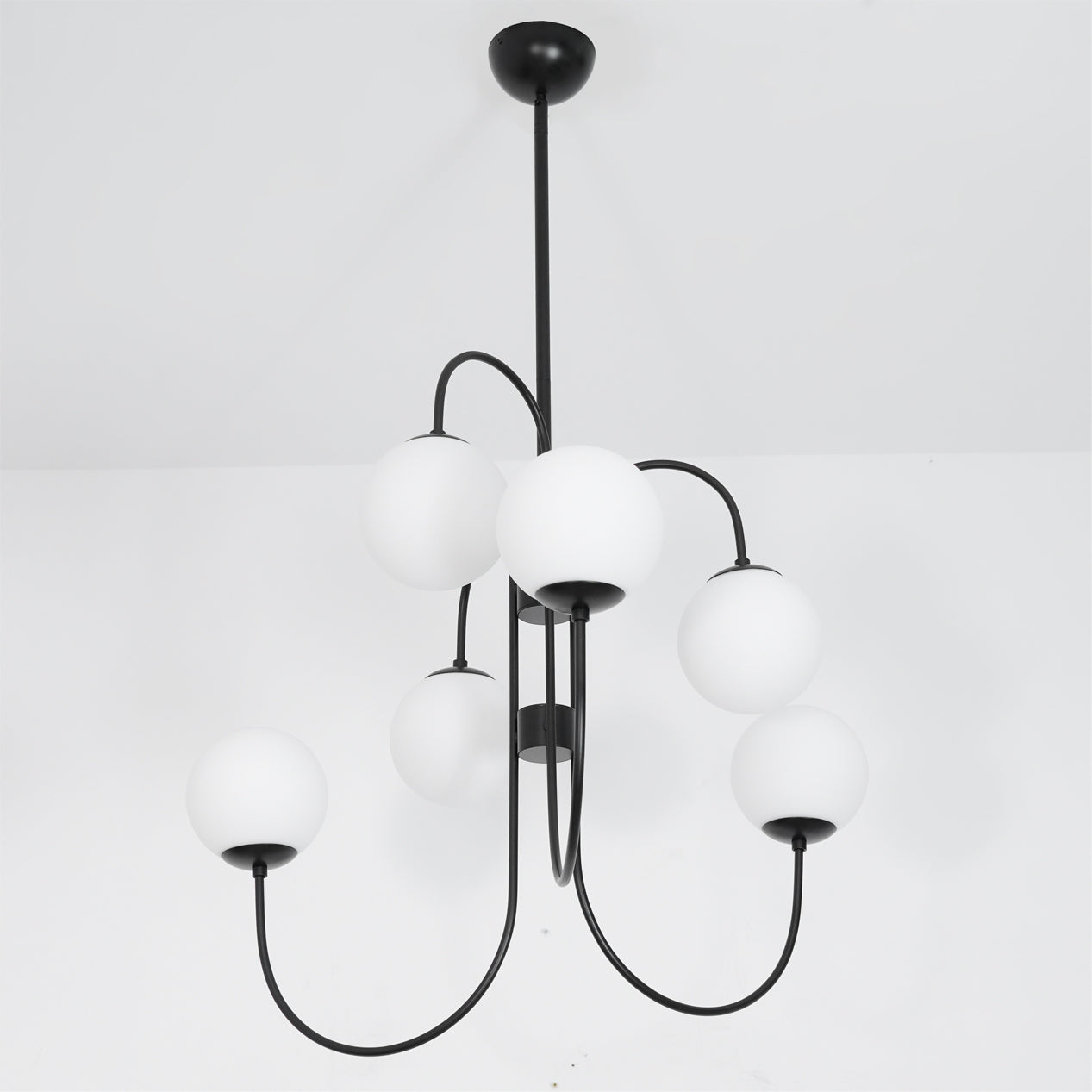 Jornoen Globe Chandelier