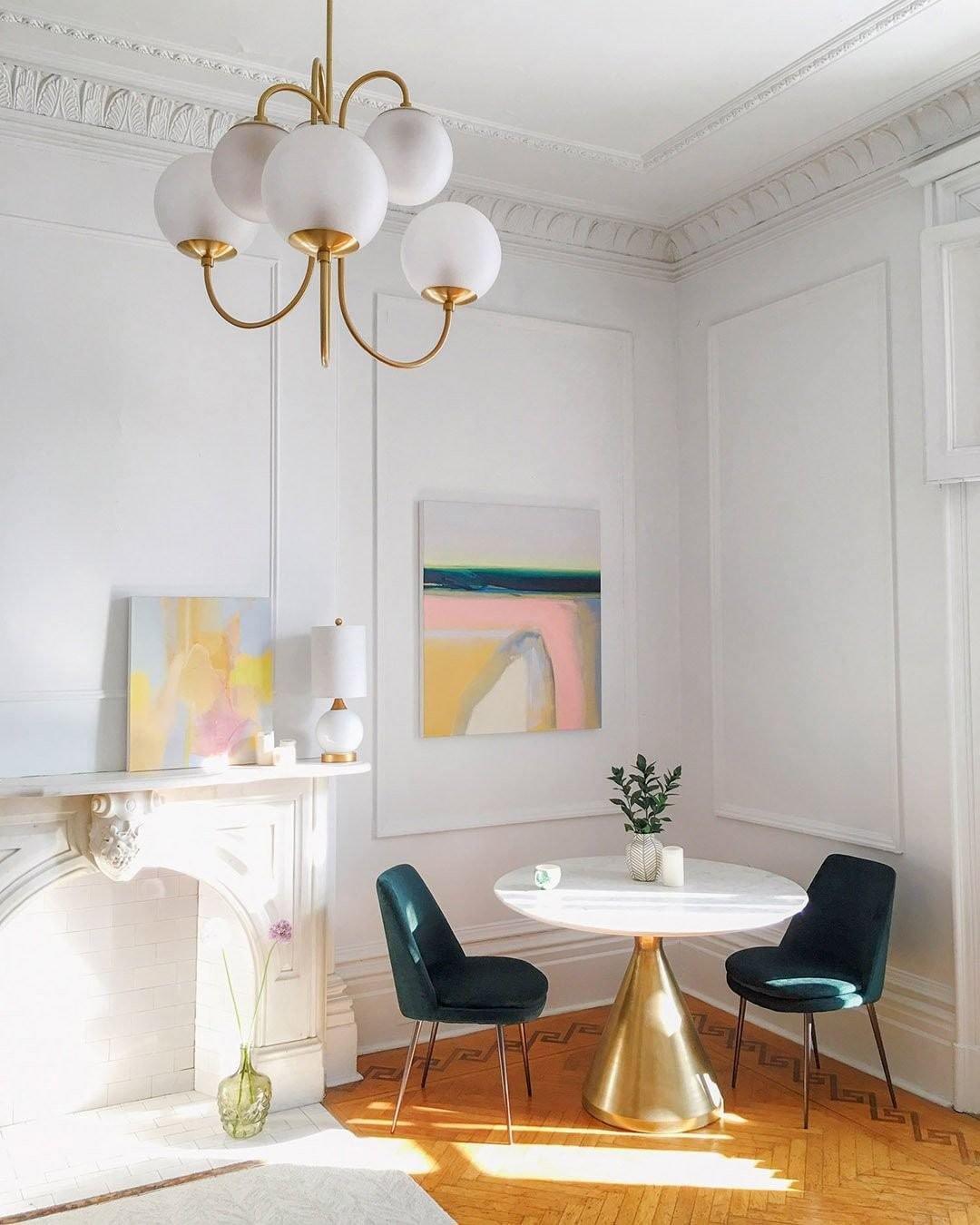 Jornoen Globe Chandelier