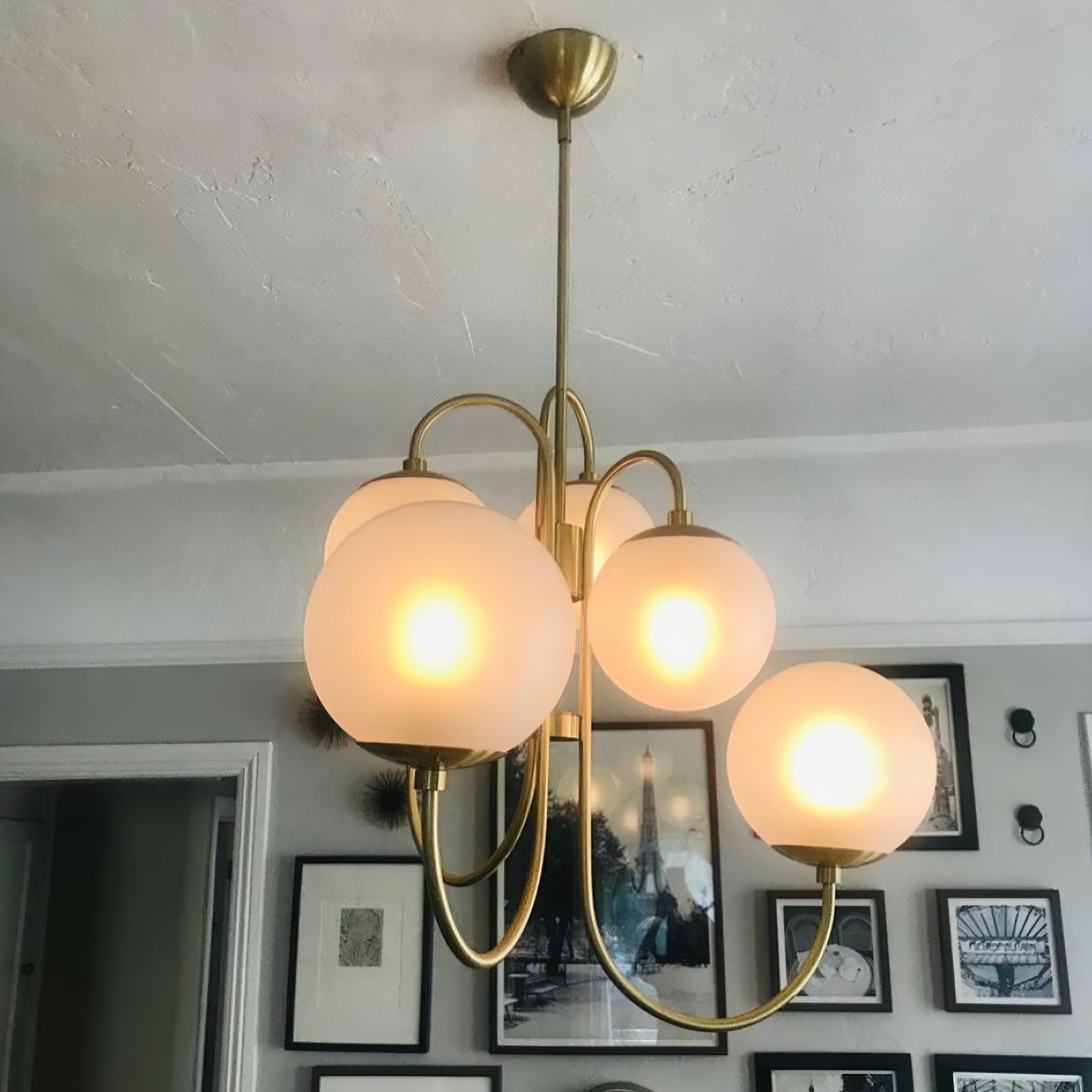 Jornoen Globe Chandelier